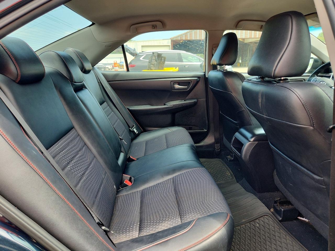 2015 Toyota Camry Se Black vin: 4T1BF1FK3FU037014