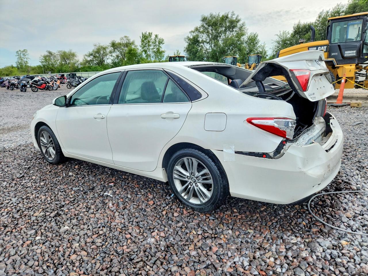 2015 Toyota Camry Se Белый vin: 4T1BF1FK3FU038258