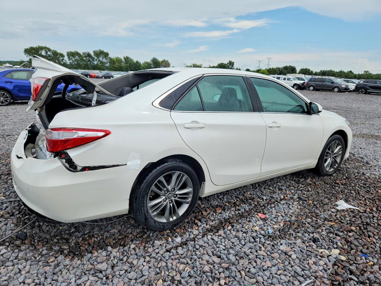 2015 Toyota Camry Se Белый vin: 4T1BF1FK3FU038258