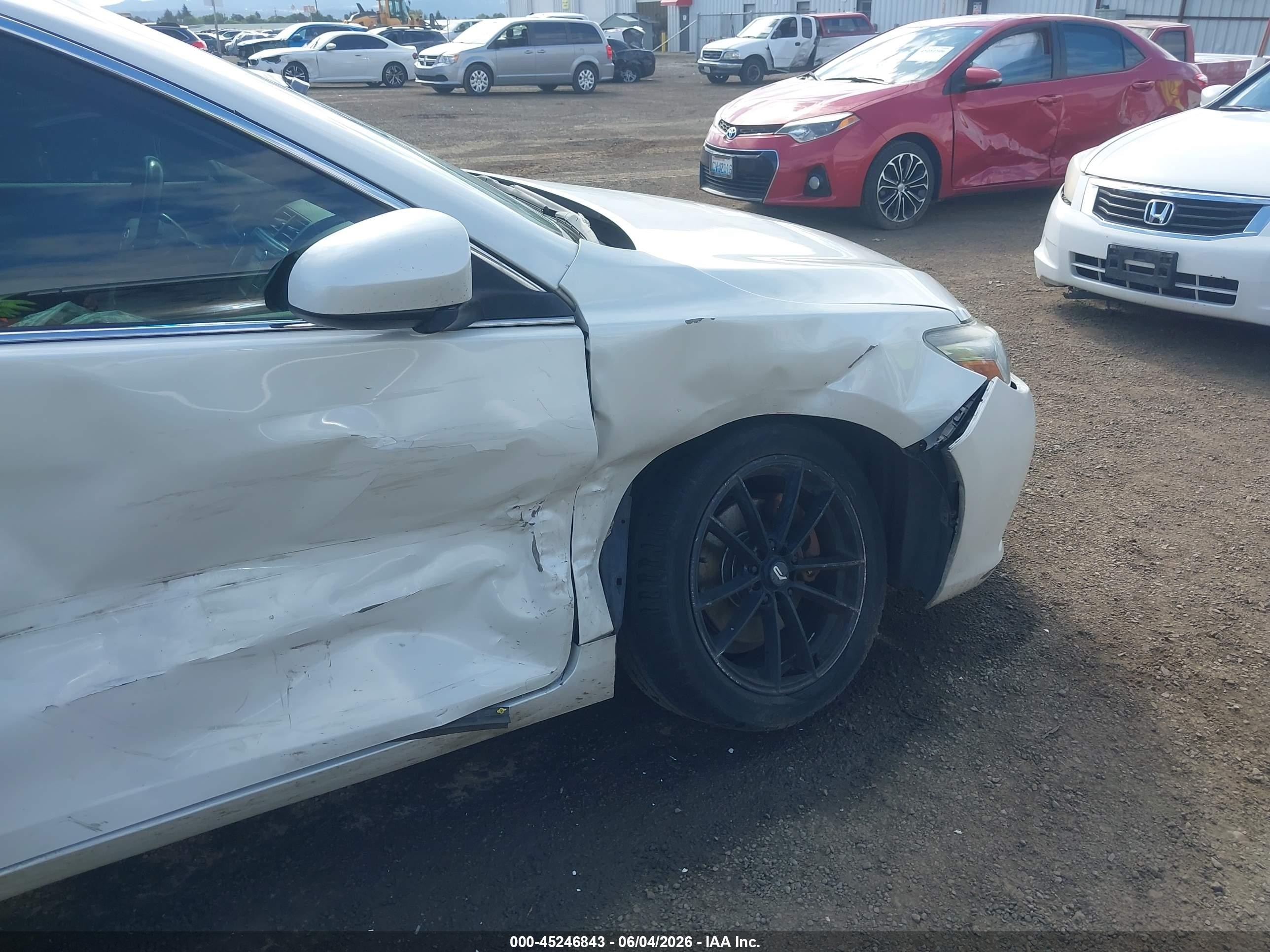 2015 Toyota Camry Se White vin: 4T1BF1FK3FU056176