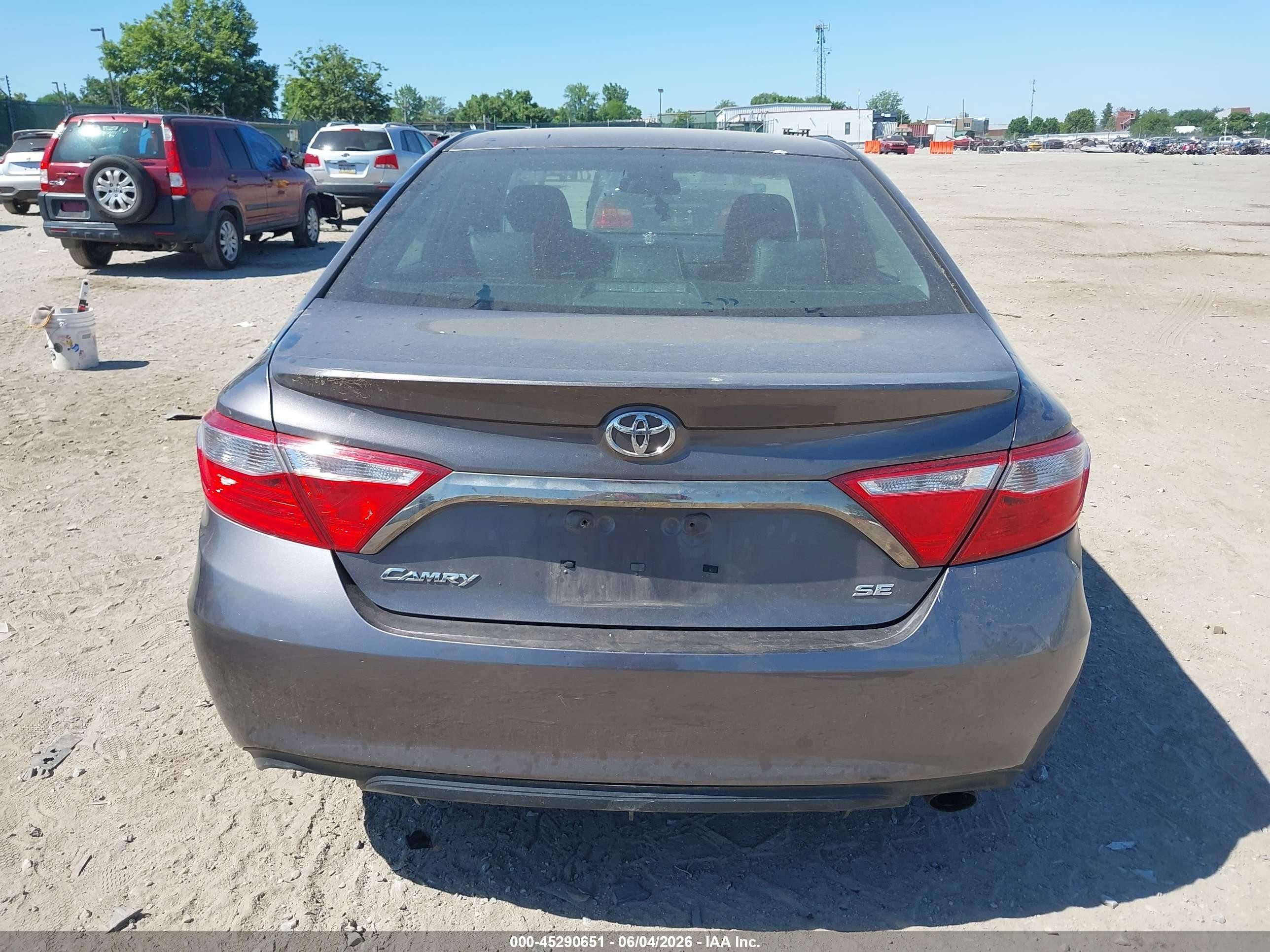 2015 Toyota Camry Se Gray vin: 4T1BF1FK3FU059644