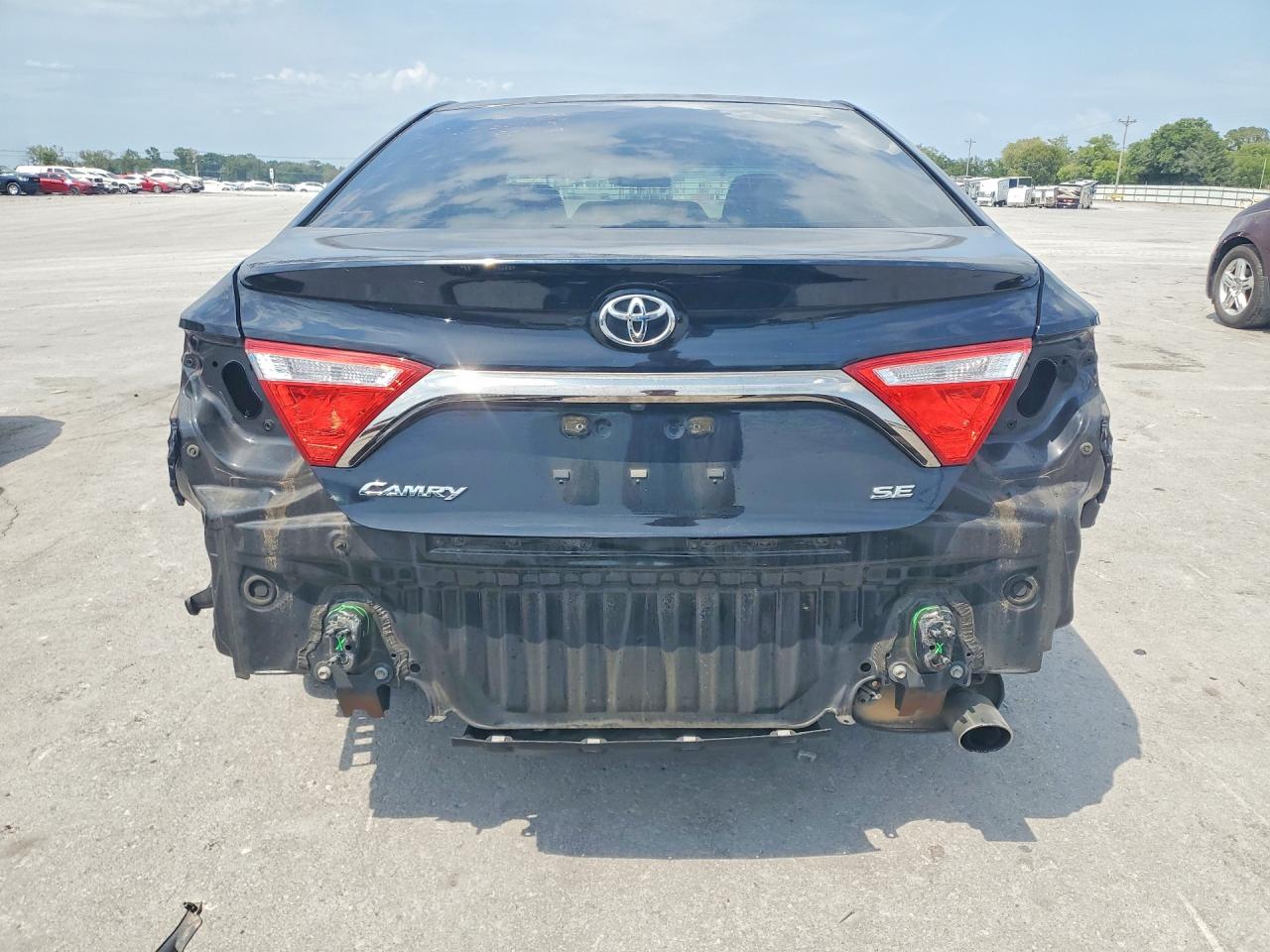 2015 Toyota Camry Se Black vin: 4T1BF1FK3FU077030