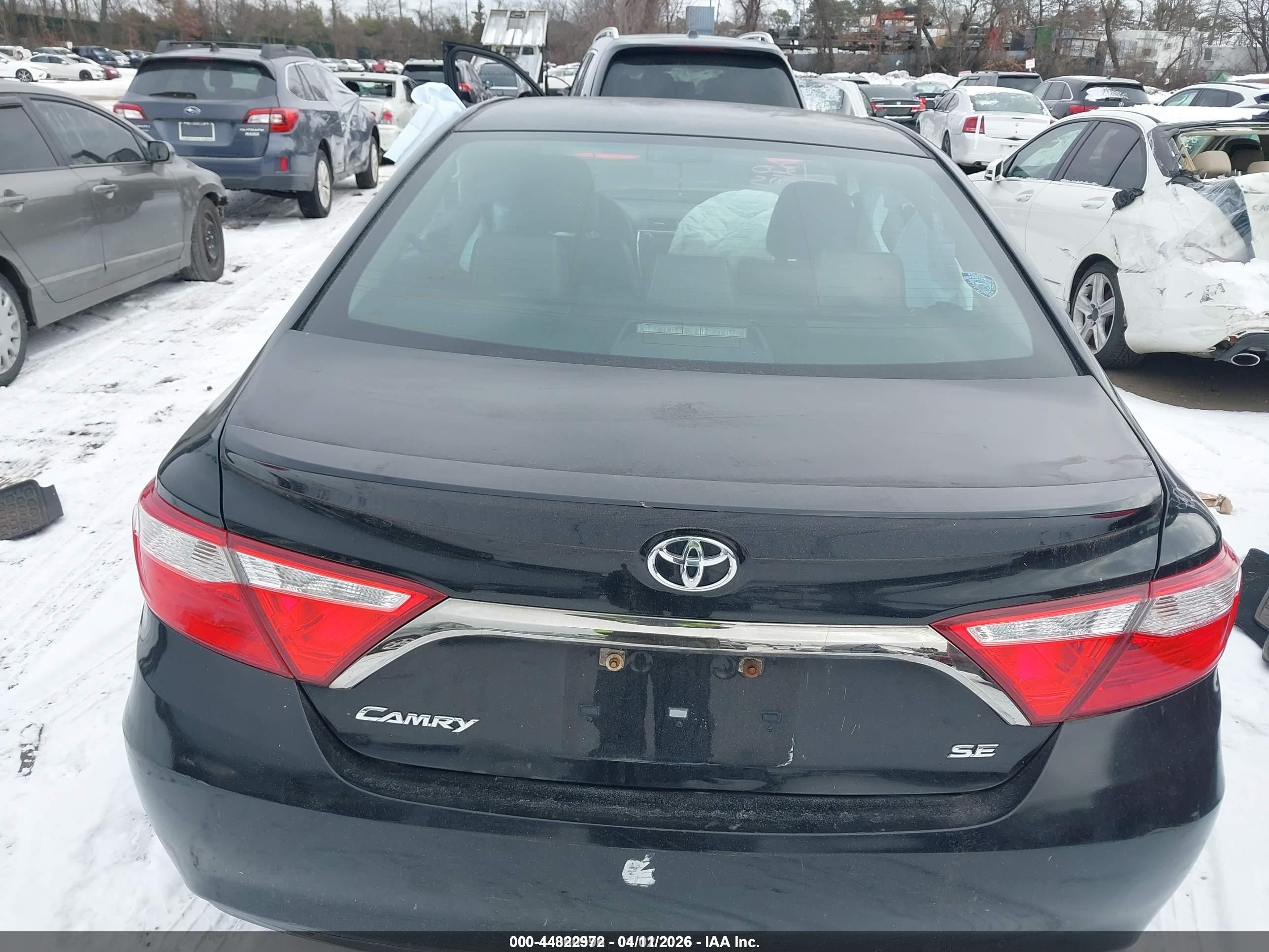 2015 Toyota Camry Se Black vin: 4T1BF1FK3FU081935