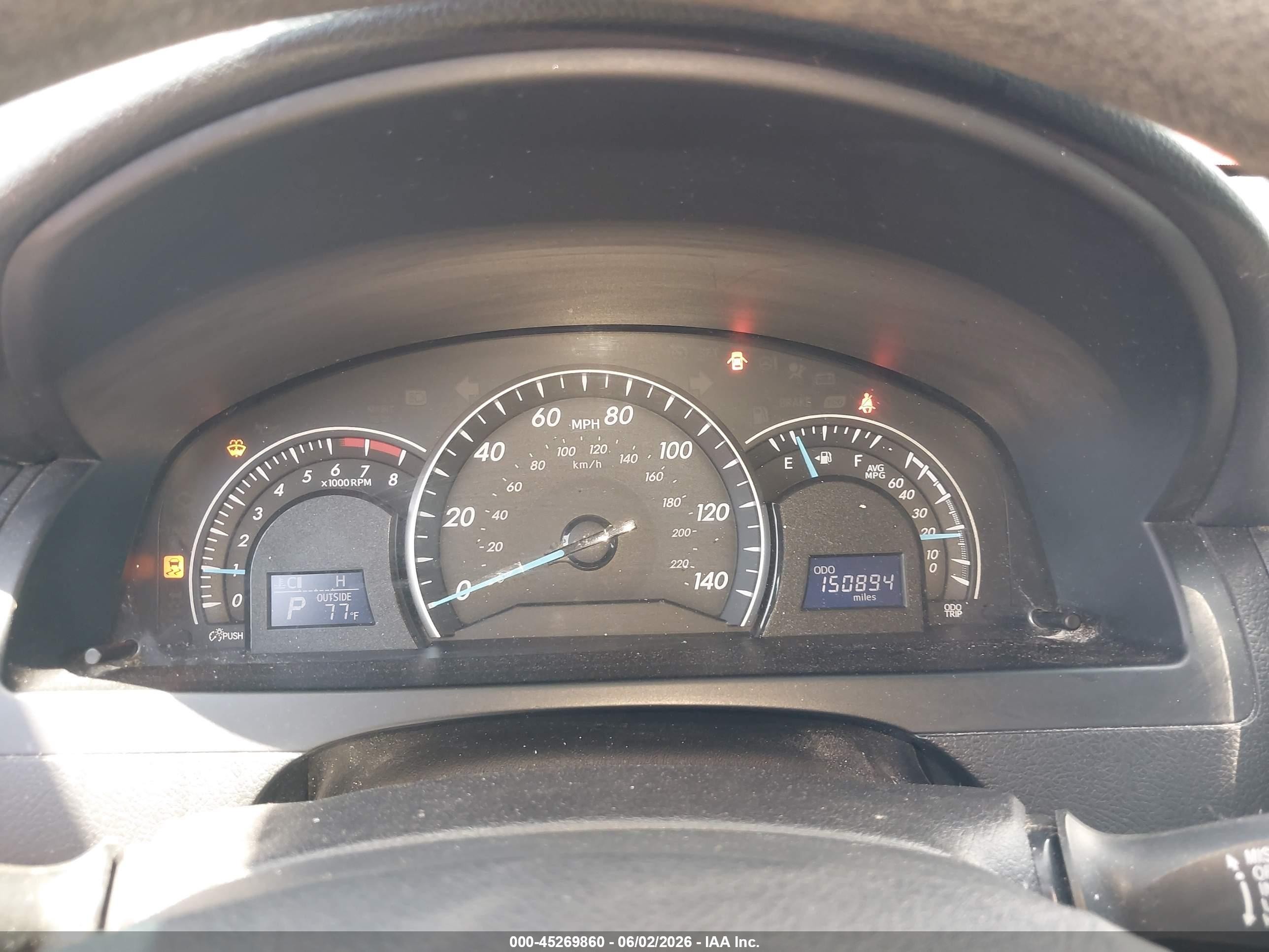 2015 Toyota Camry Le Cream vin: 4T1BF1FK3FU095365