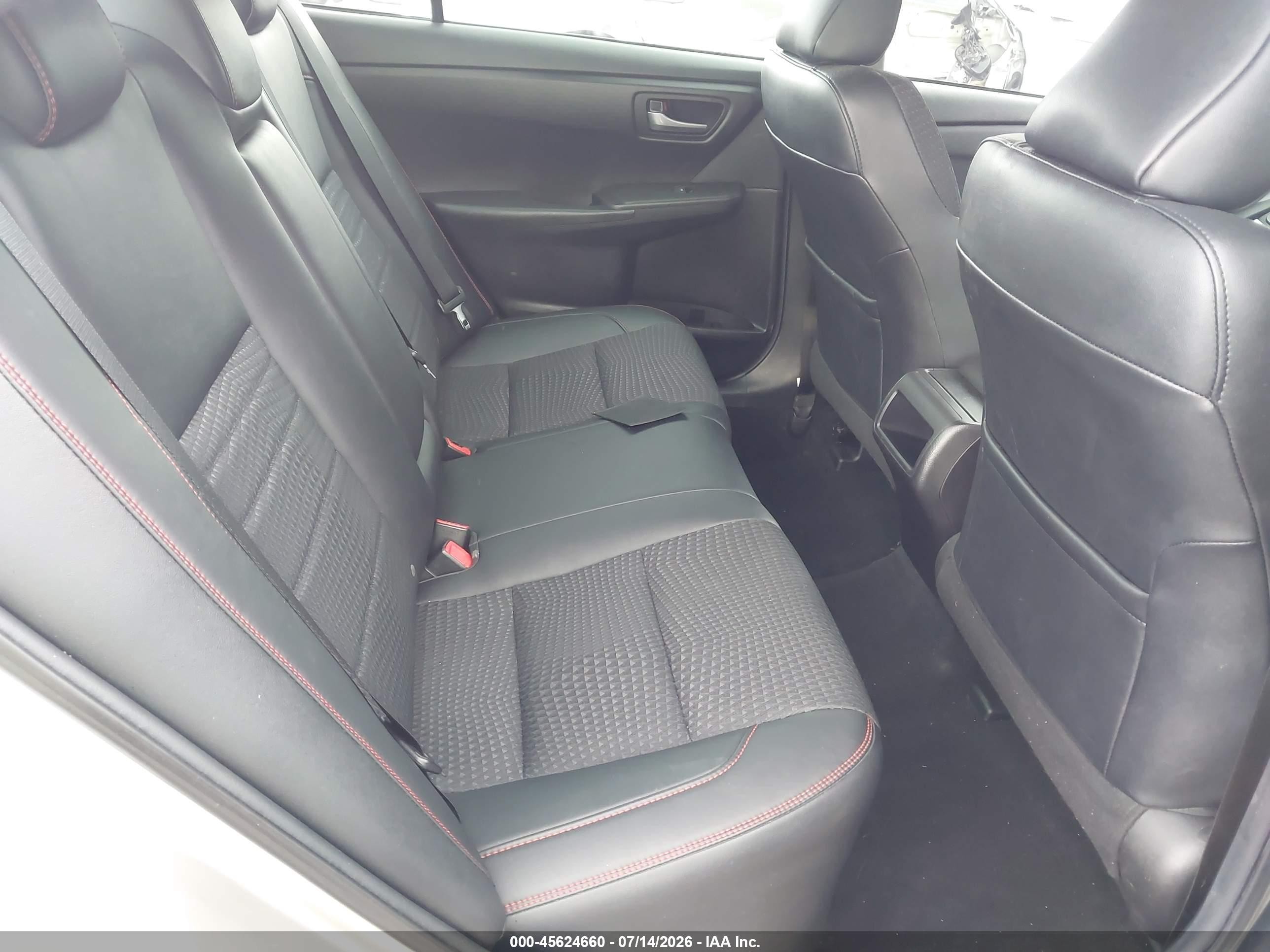 2015 Toyota Camry Se Beige vin: 4T1BF1FK3FU109555