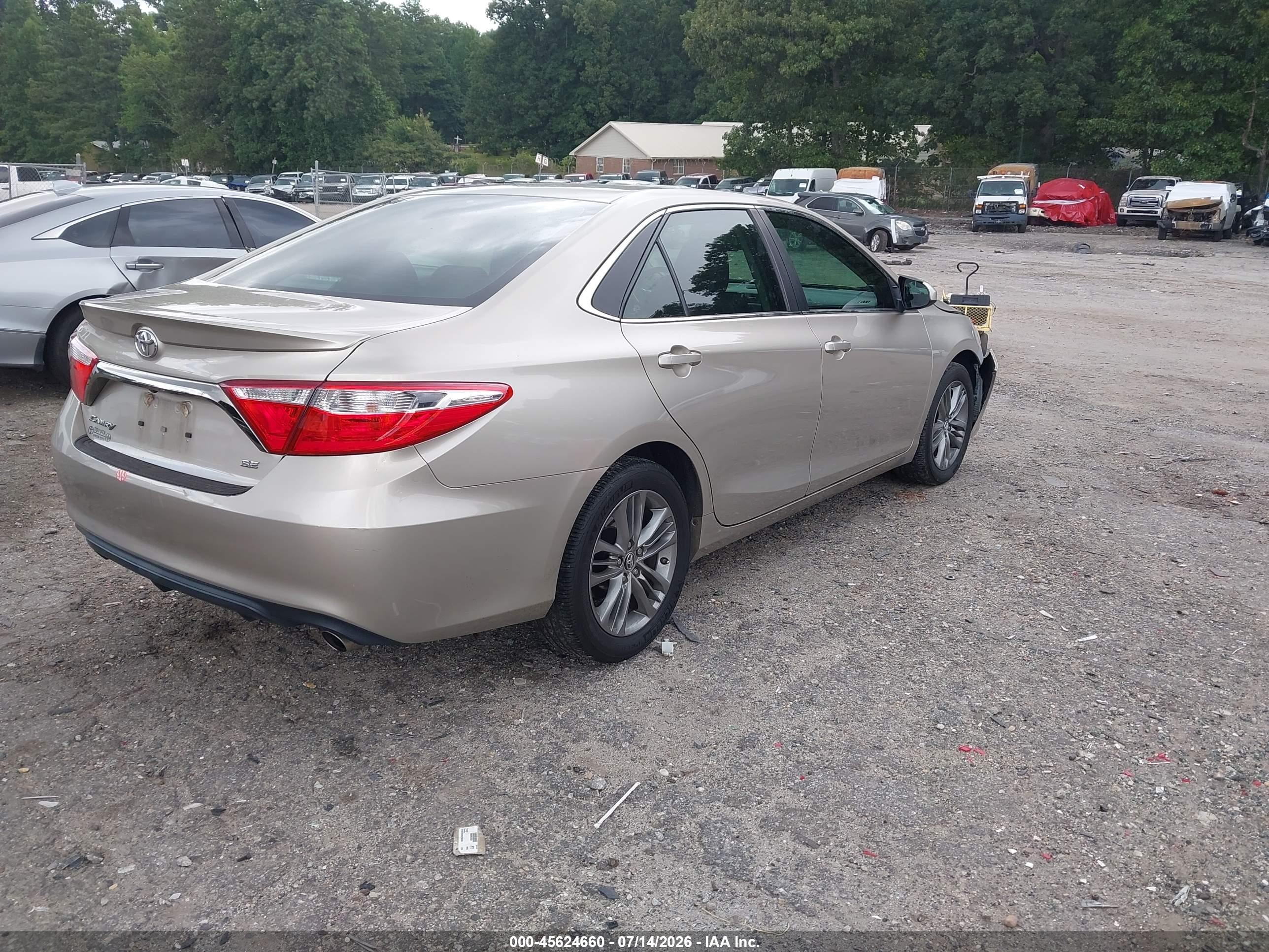2015 Toyota Camry Se Beige vin: 4T1BF1FK3FU109555