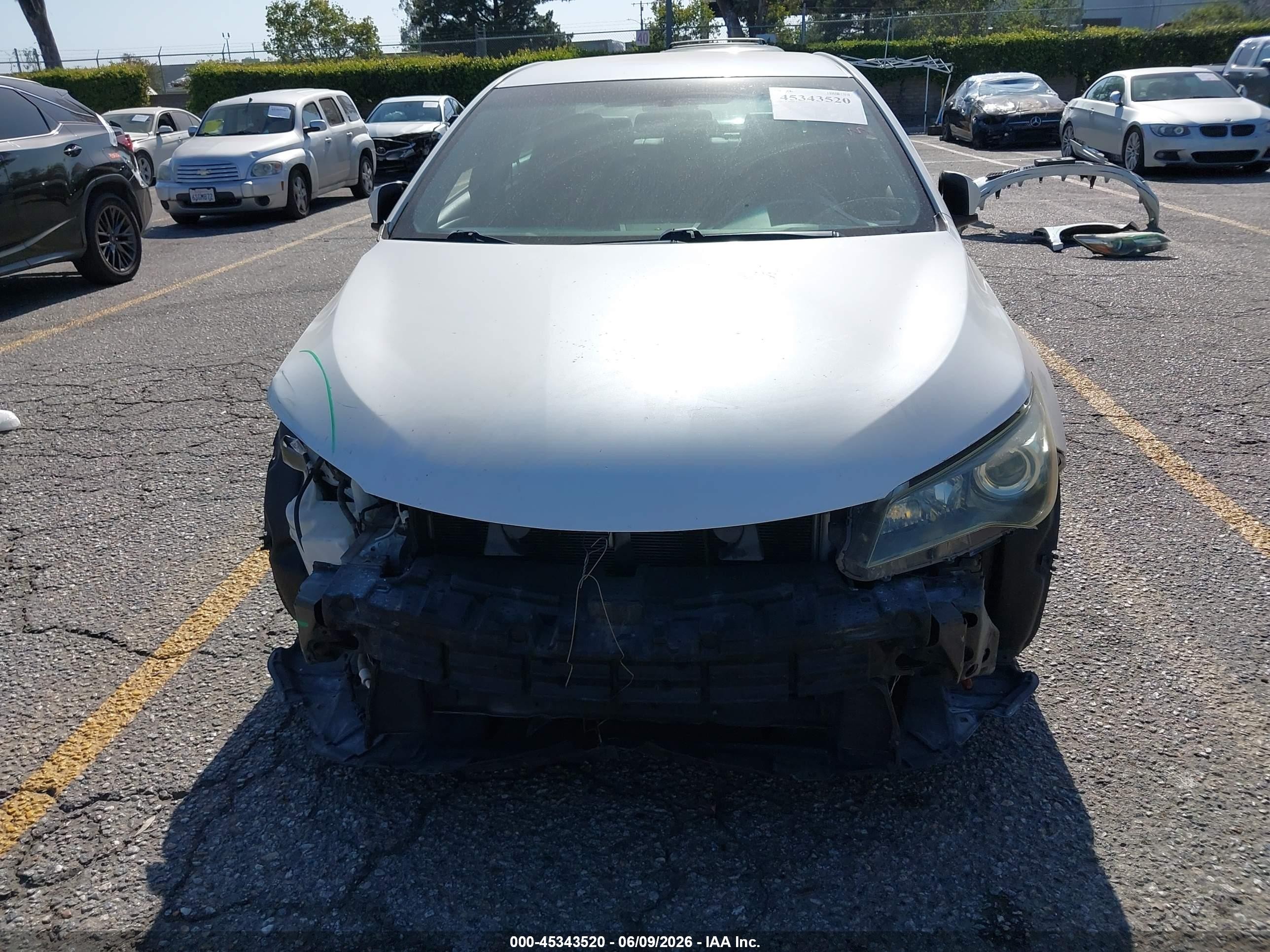 2015 Toyota Camry Se White vin: 4T1BF1FK3FU111547