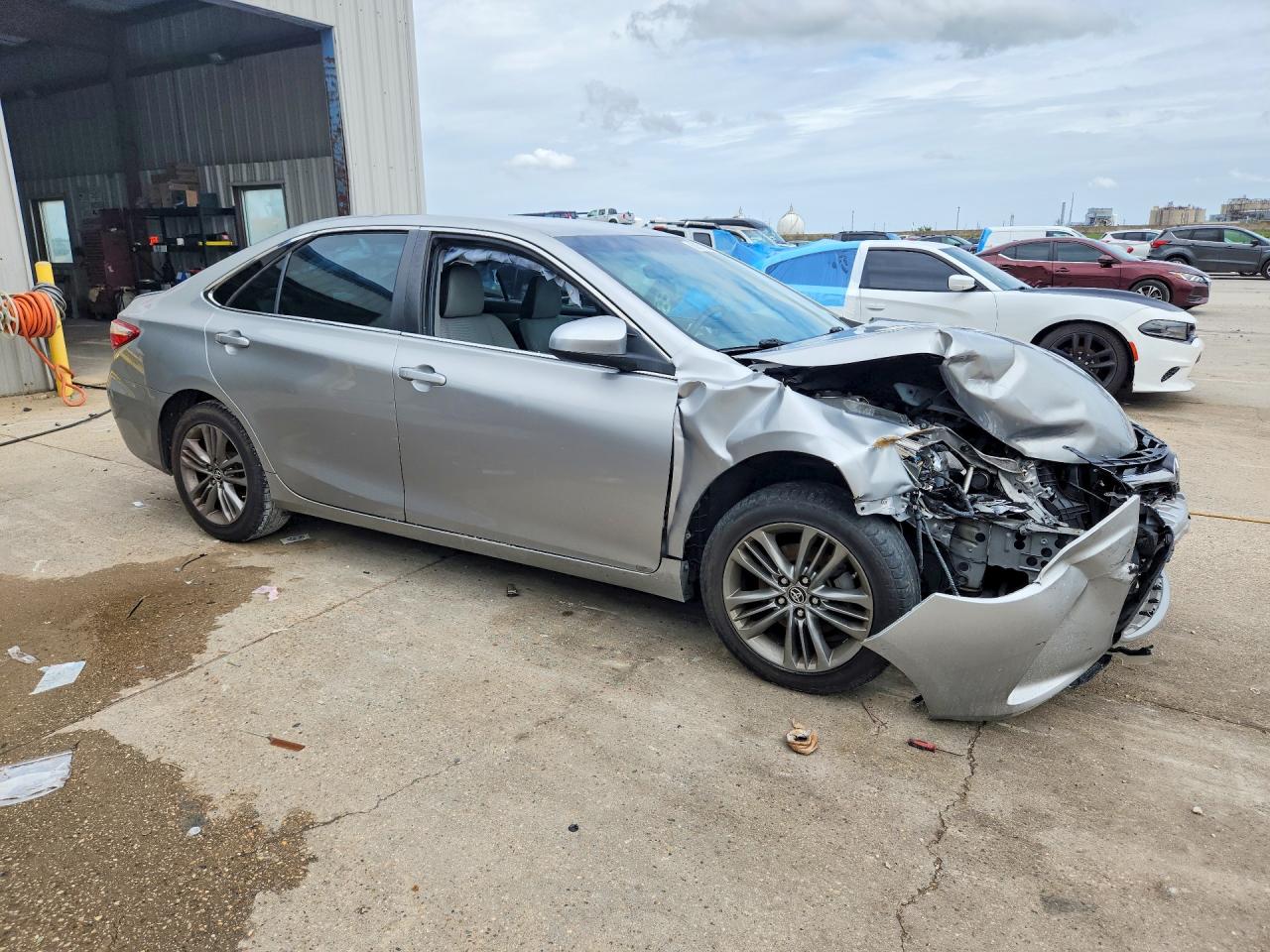 2015 Toyota Camry Se Silver vin: 4T1BF1FK3FU115873