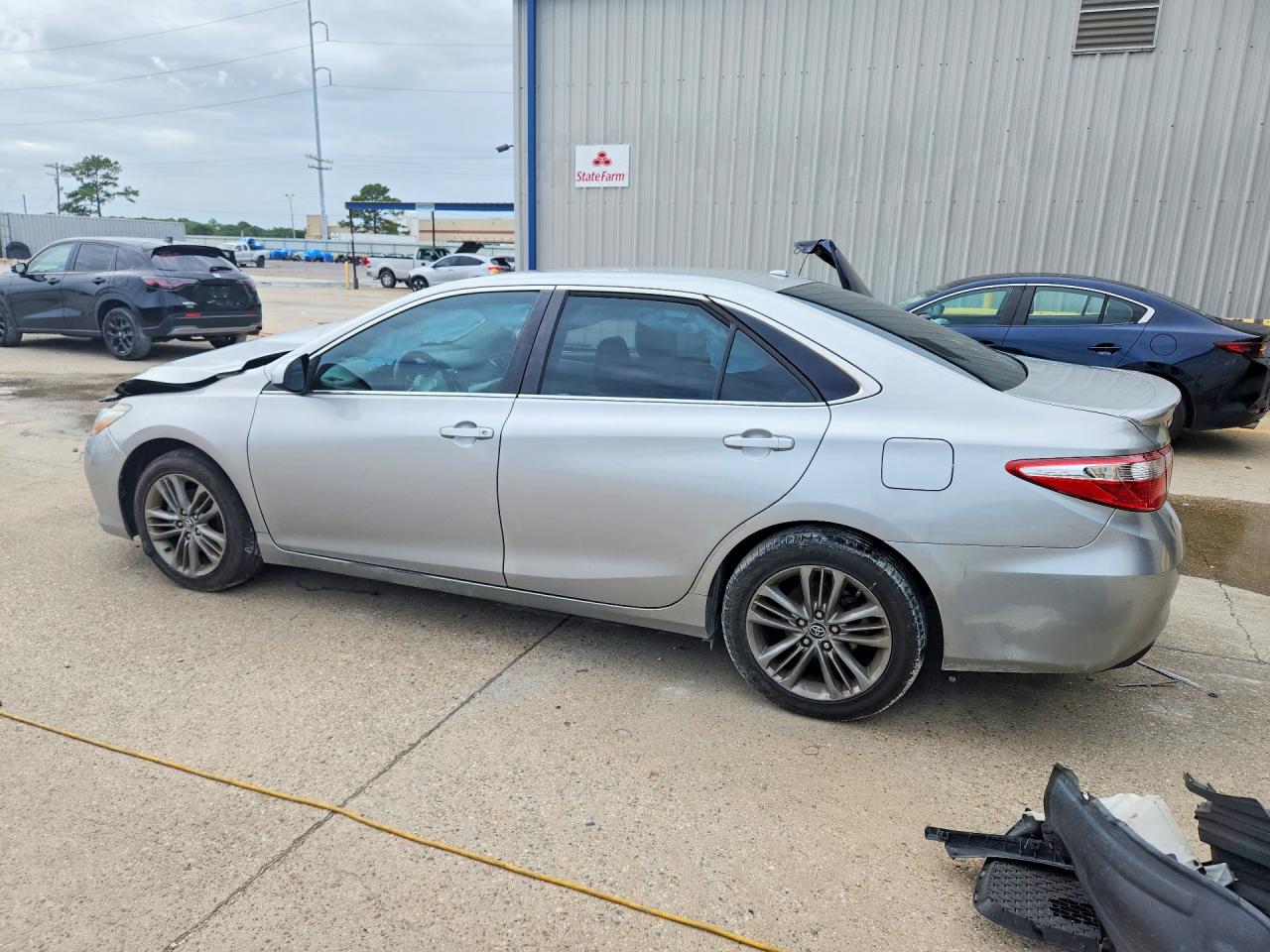2015 Toyota Camry Se Silver vin: 4T1BF1FK3FU115873
