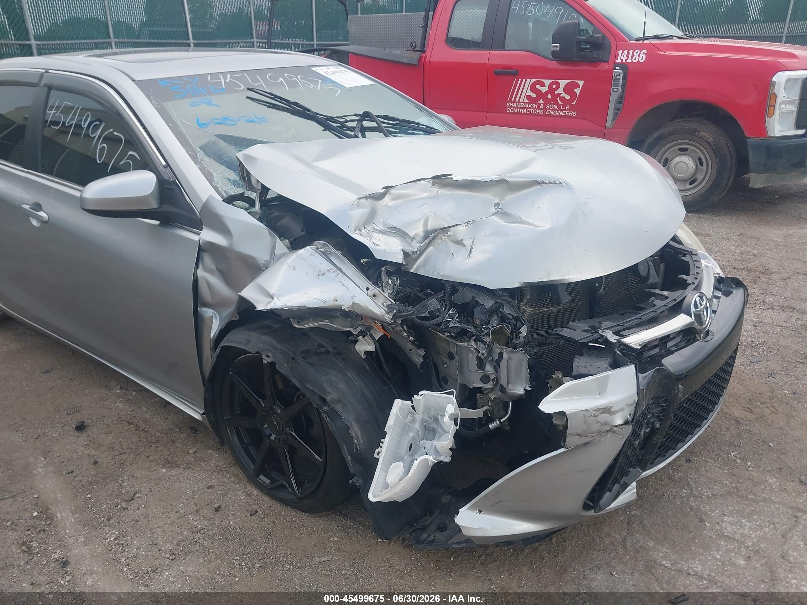 2015 Toyota Camry Se Silver vin: 4T1BF1FK3FU480618