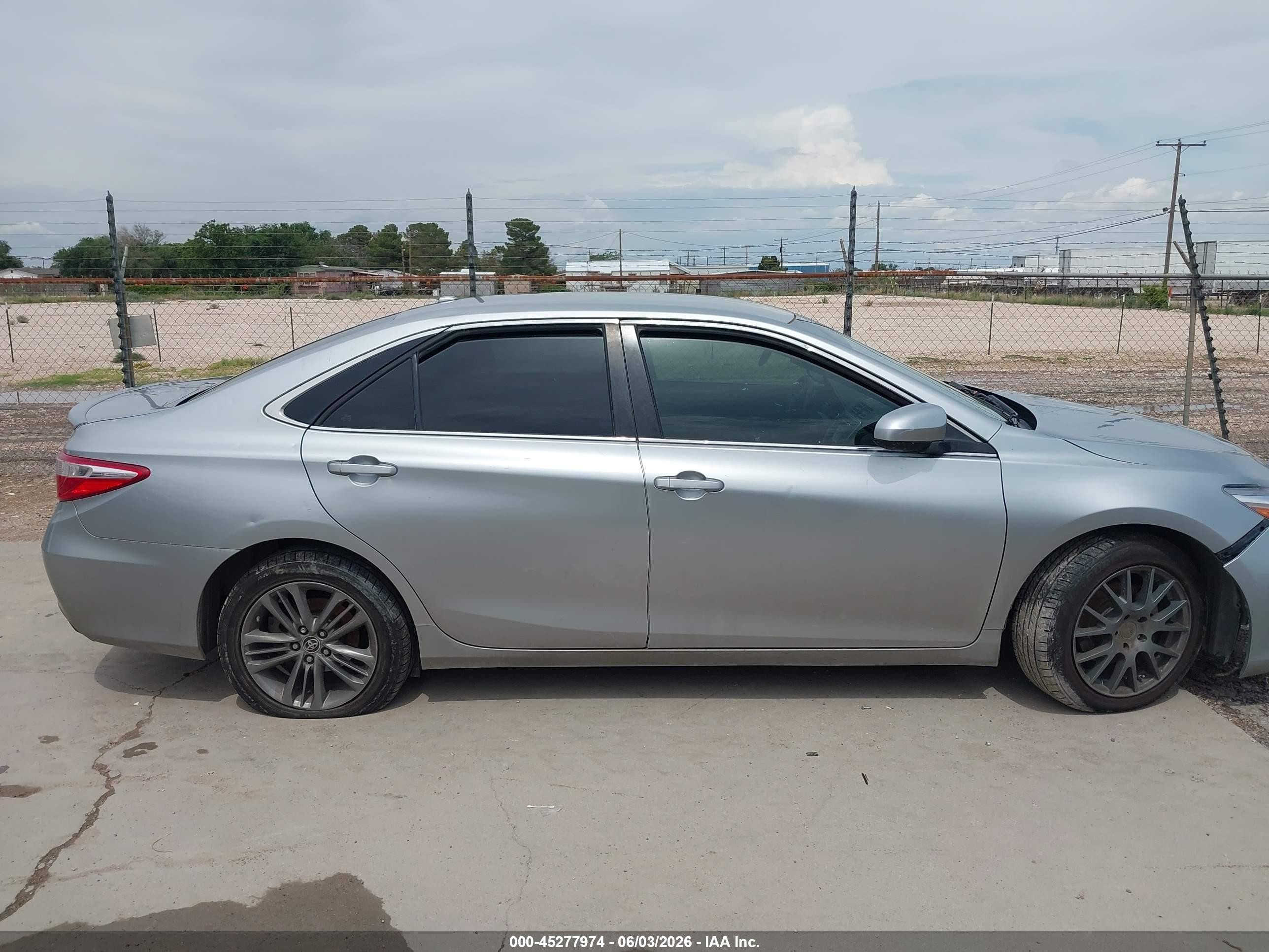 2015 Toyota Camry Se Silver vin: 4T1BF1FK3FU496916