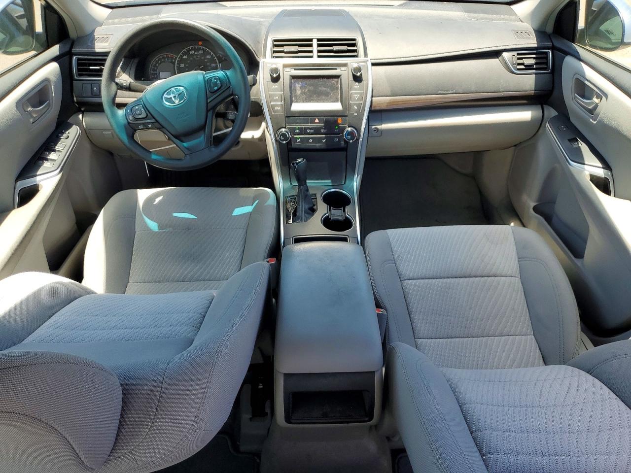 2015 Toyota Camry Le Gray vin: 4T1BF1FK3FU884423