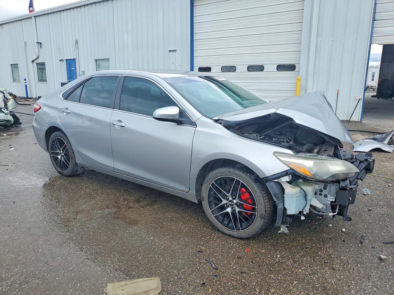 2015 Toyota Camry Se Silver vin: 4T1BF1FK3FU884602