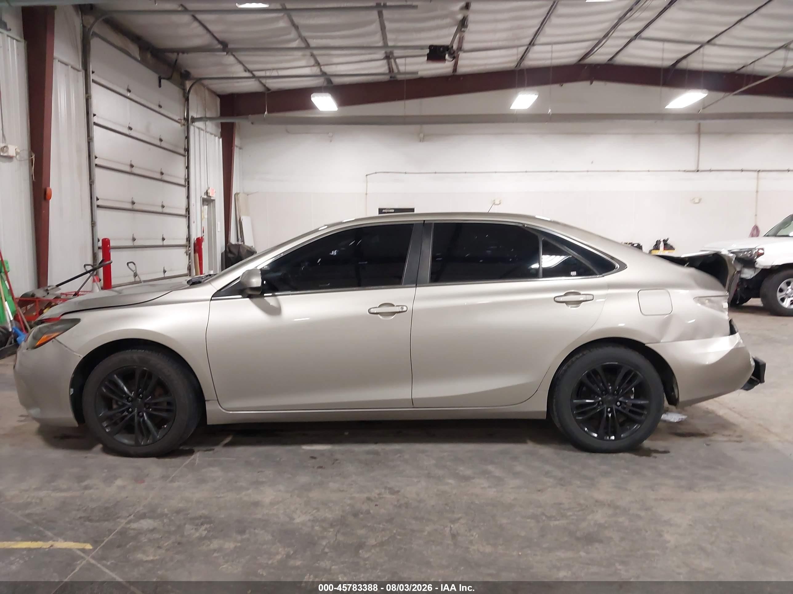 2015 Toyota Camry Se Beige vin: 4T1BF1FK3FU885152