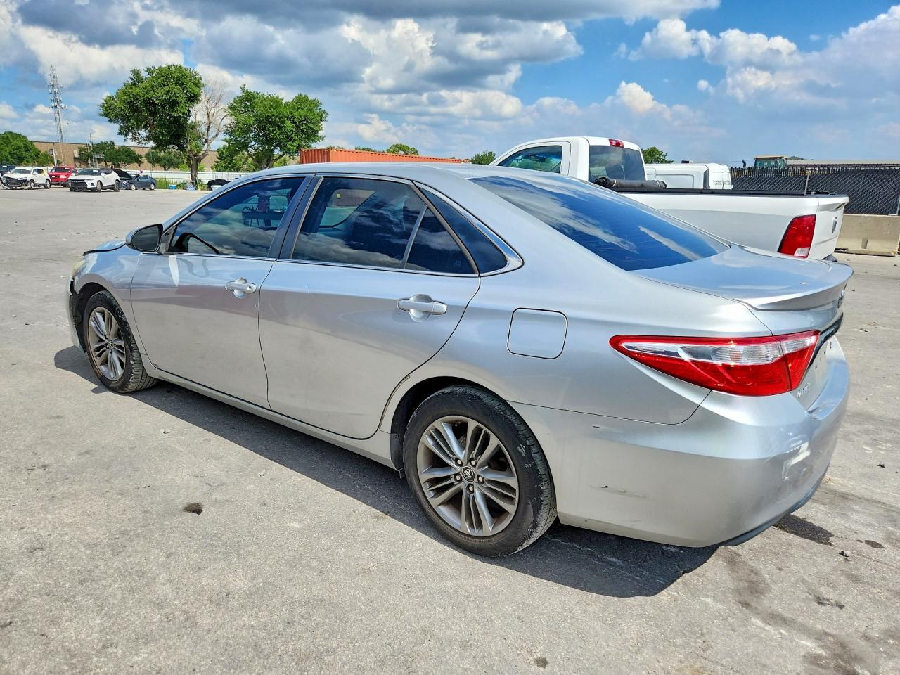 2015 Toyota Camry Se Silver vin: 4T1BF1FK3FU895194