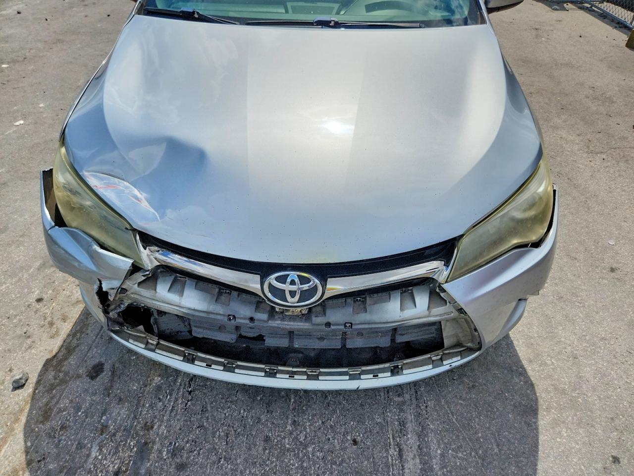 2015 Toyota Camry Se Silver vin: 4T1BF1FK3FU895194