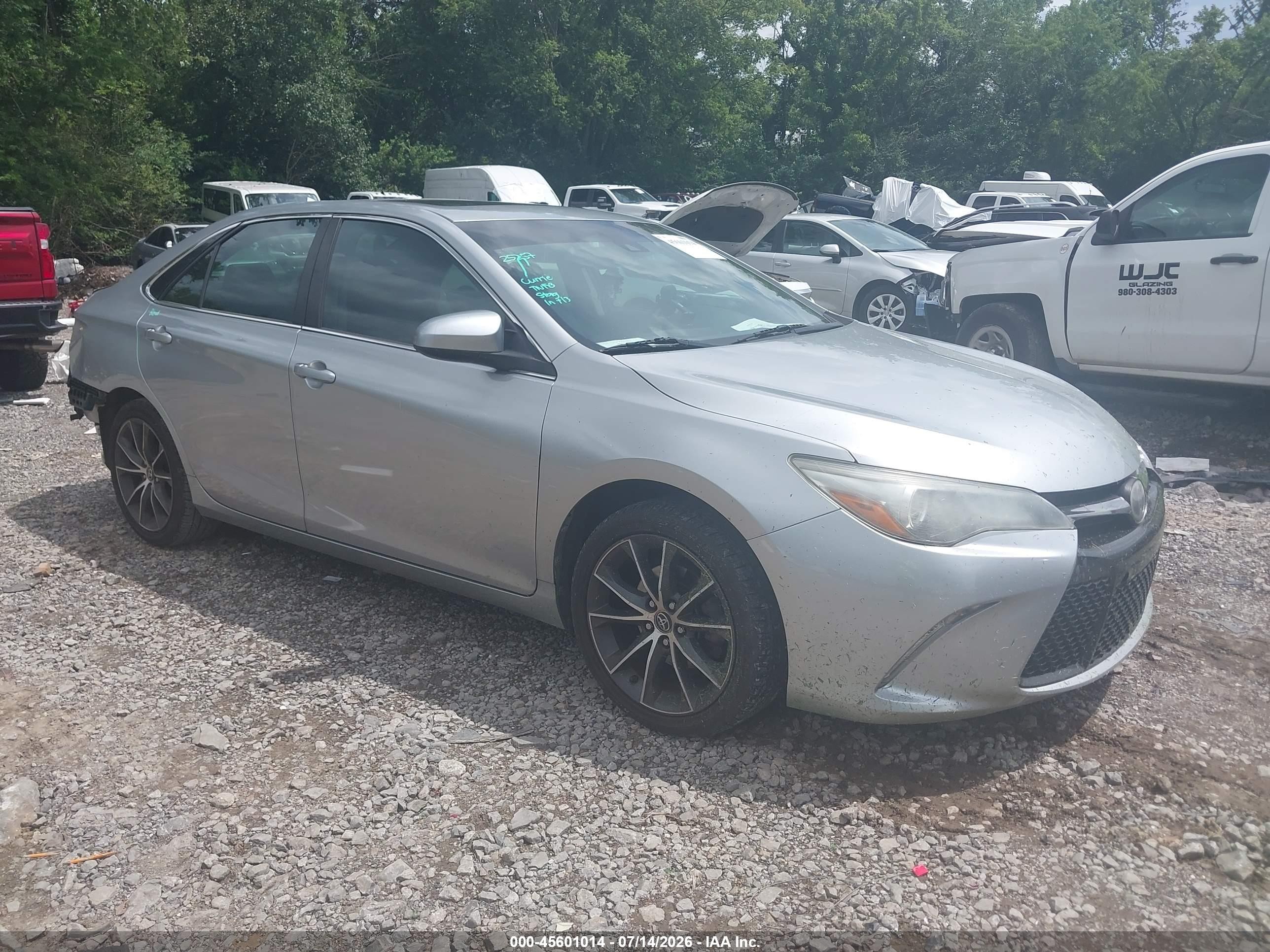 2015 Toyota Camry Xse Silver vin: 4T1BF1FK3FU897141