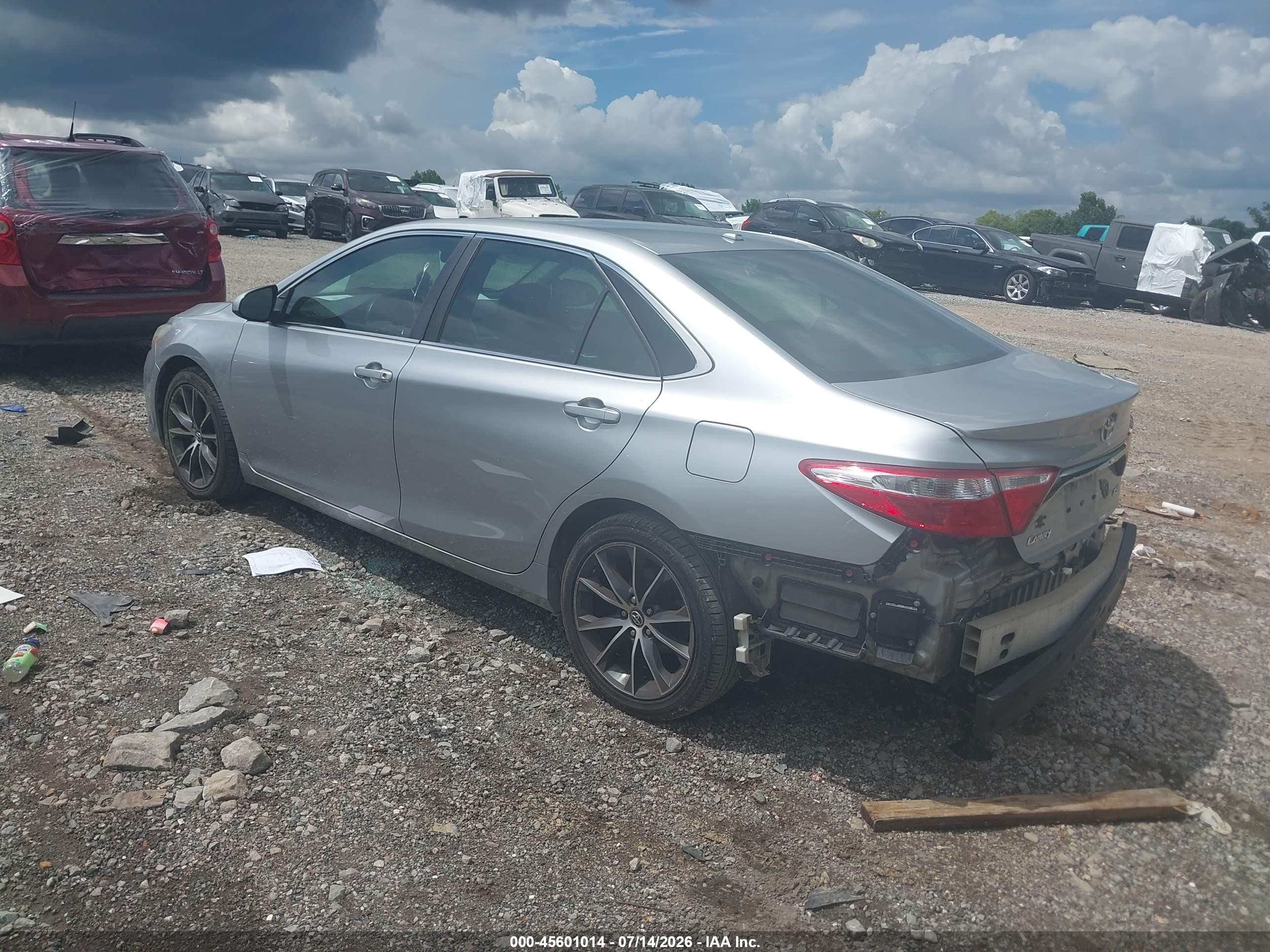 2015 Toyota Camry Xse Silver vin: 4T1BF1FK3FU897141