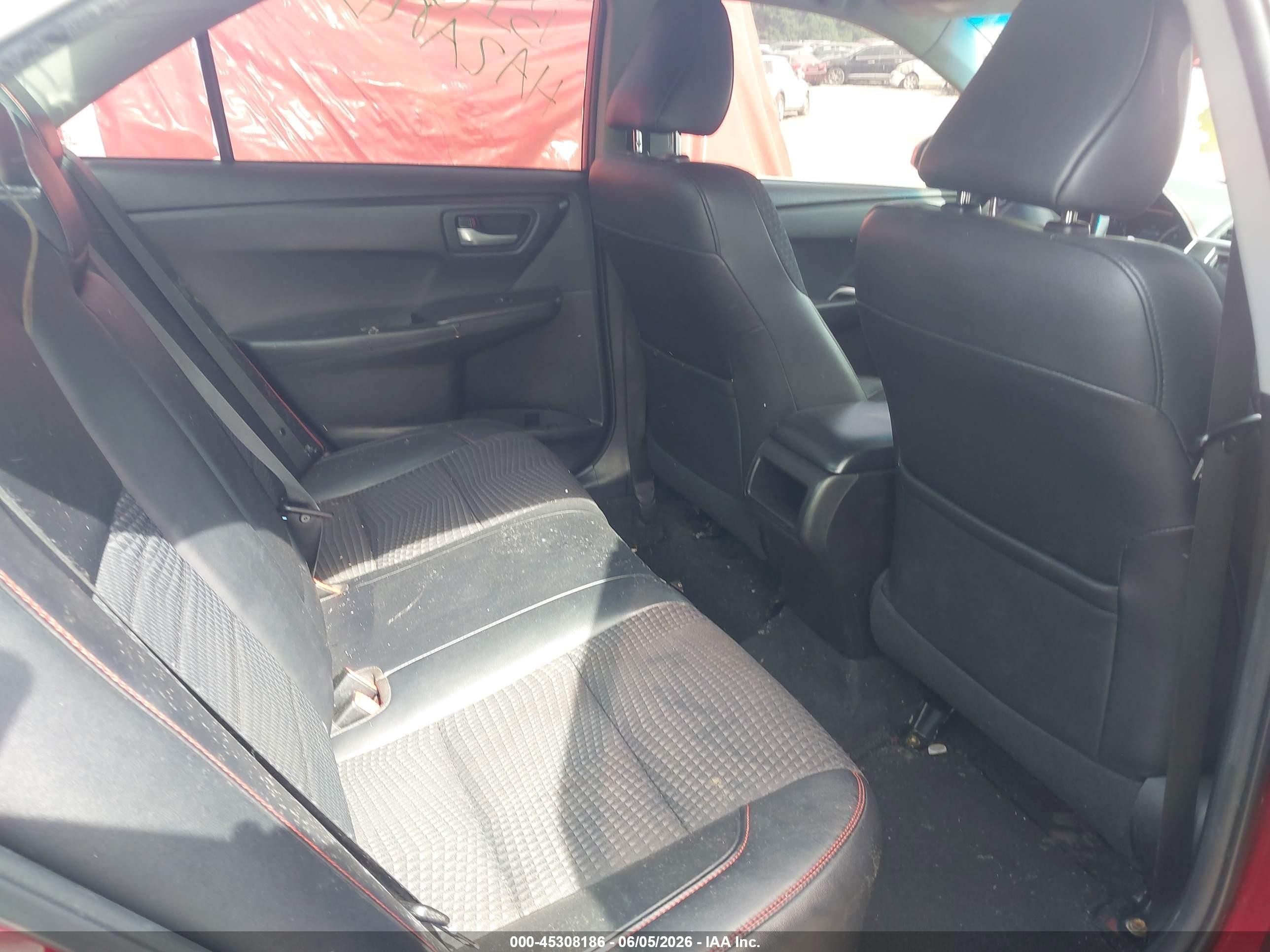 2015 Toyota Camry Se Red vin: 4T1BF1FK3FU900331