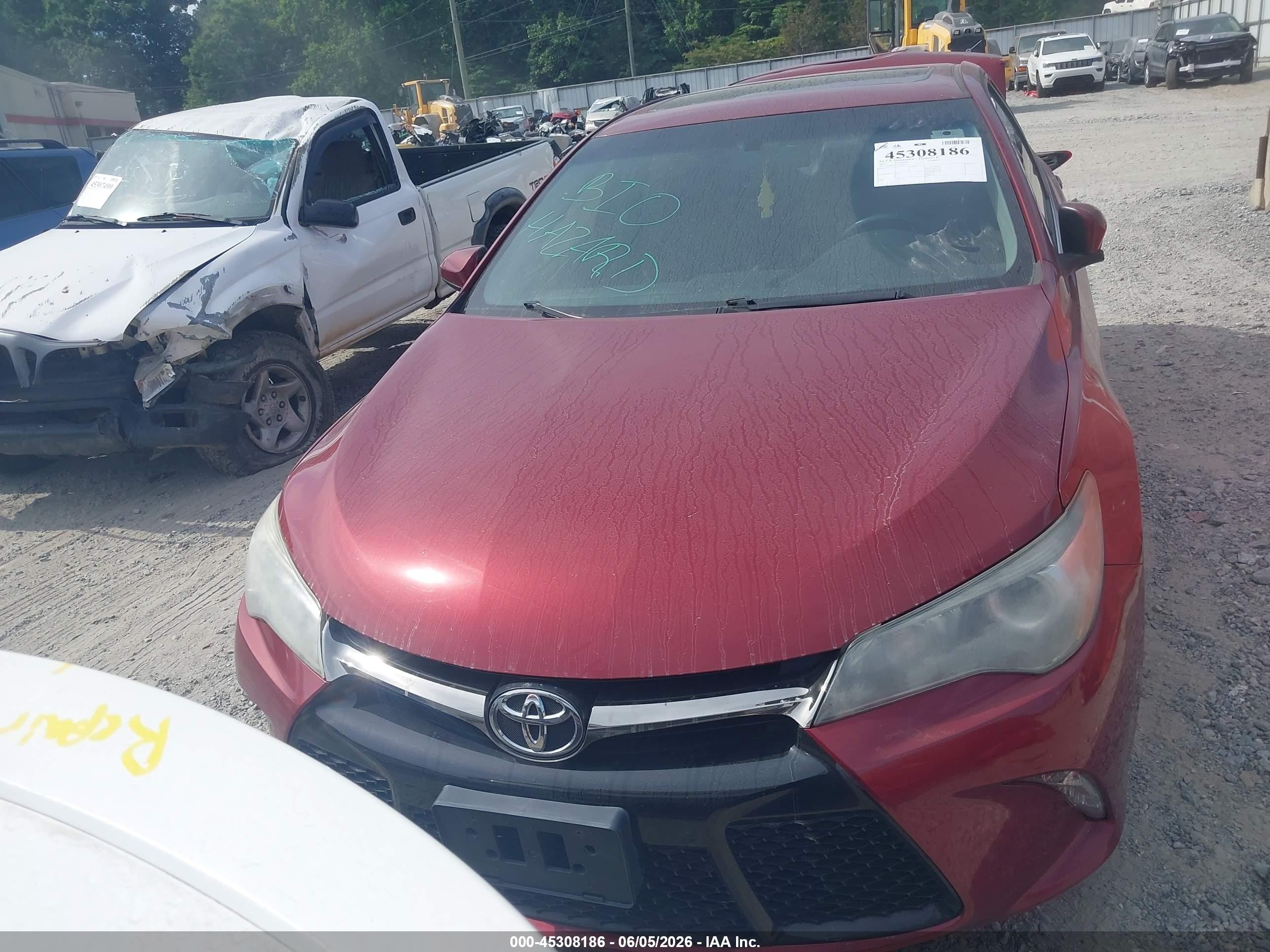 2015 Toyota Camry Se Red vin: 4T1BF1FK3FU900331