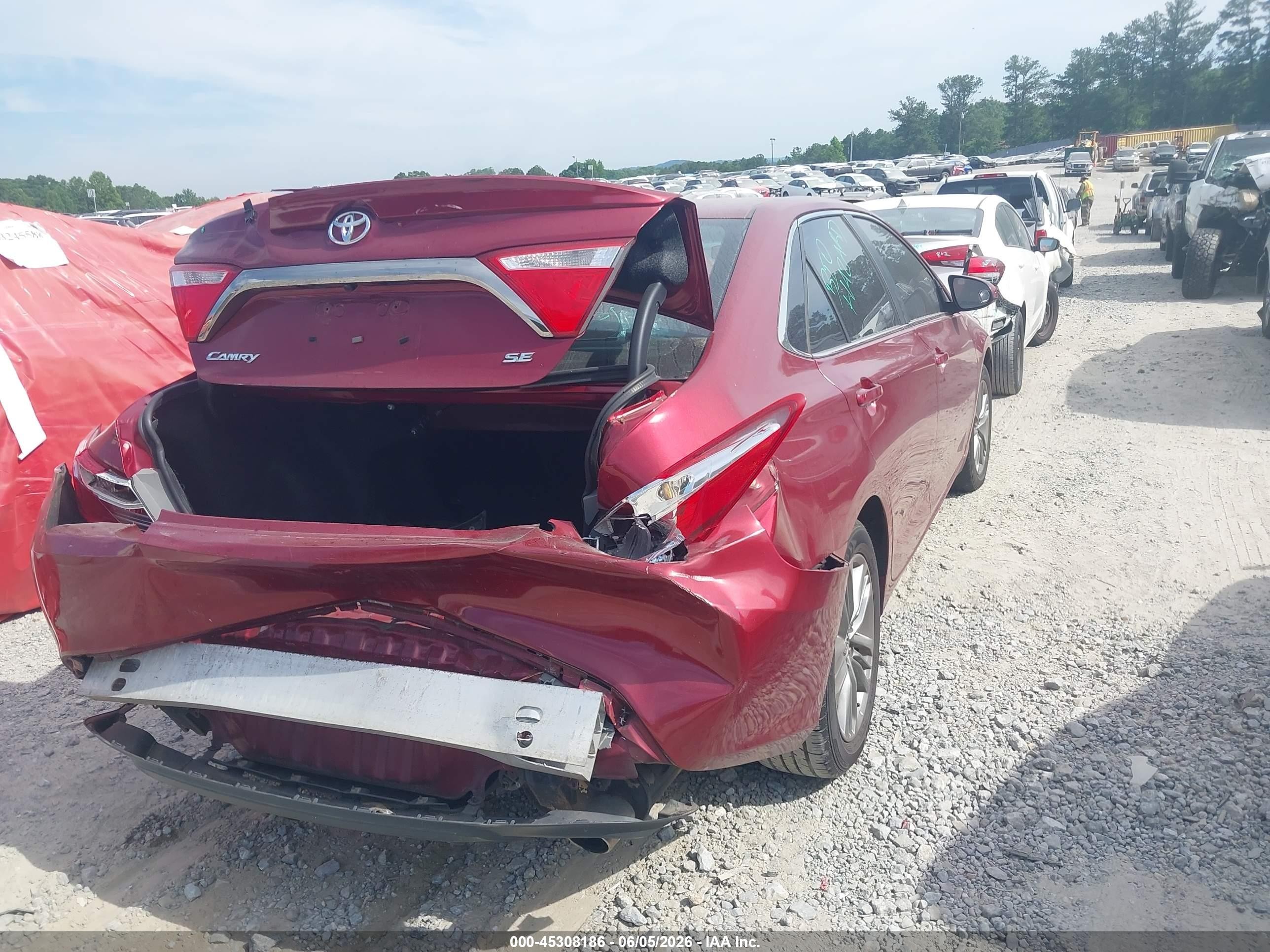2015 Toyota Camry Se Red vin: 4T1BF1FK3FU900331