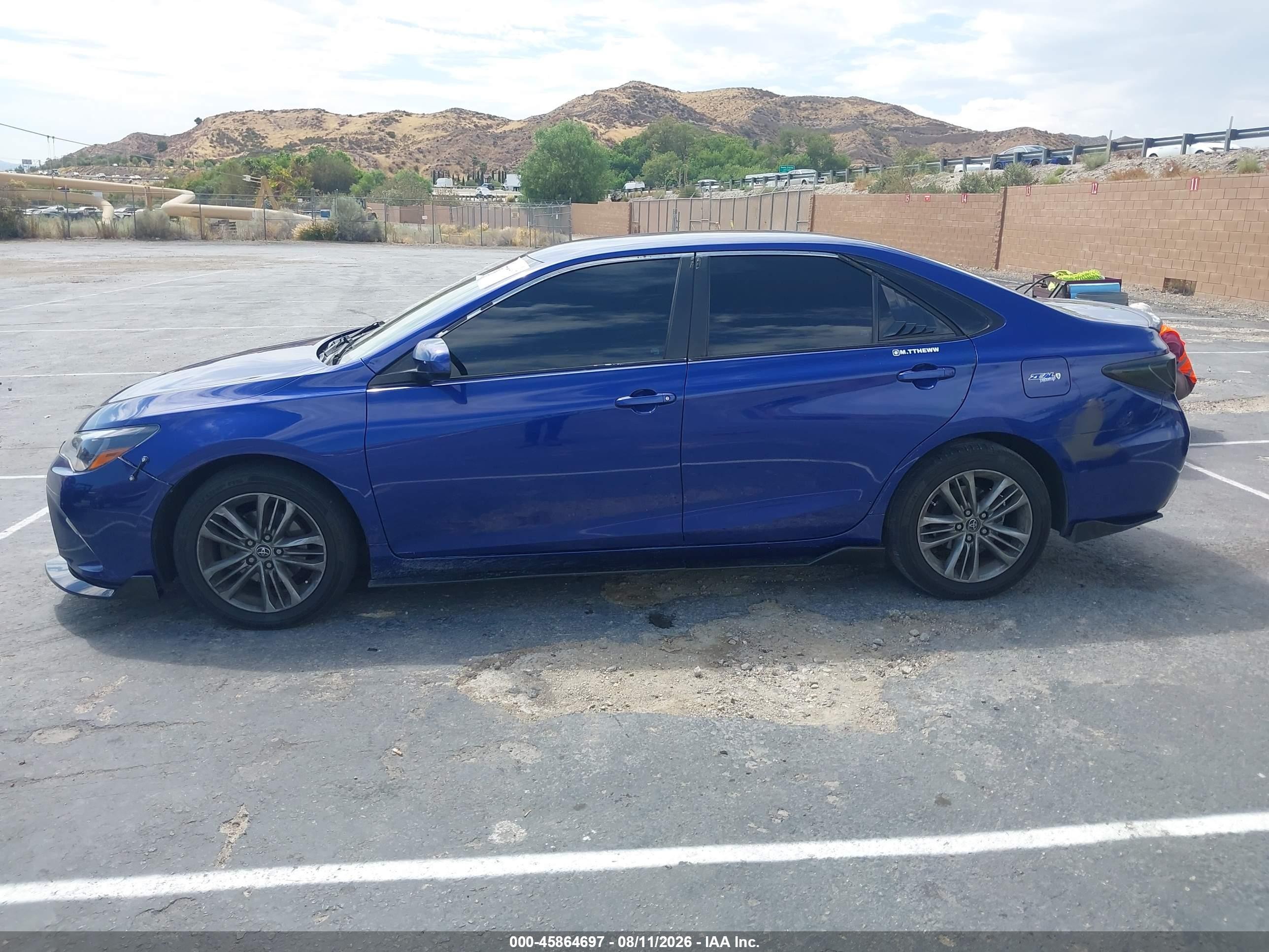 2015 Toyota Camry Se Blue vin: 4T1BF1FK3FU902452