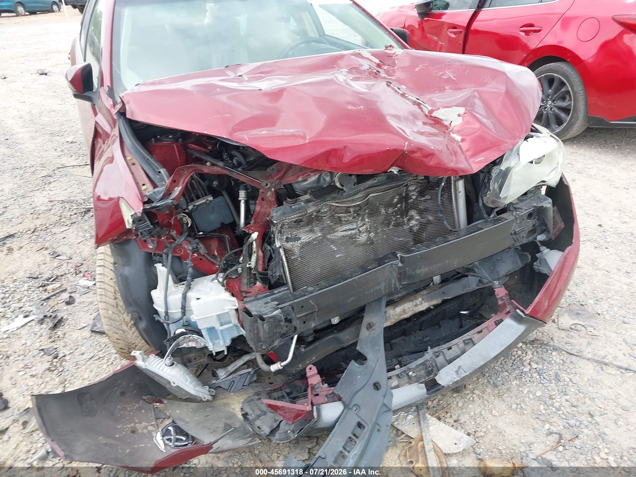 2015 Toyota Camry Le Red vin: 4T1BF1FK3FU903276