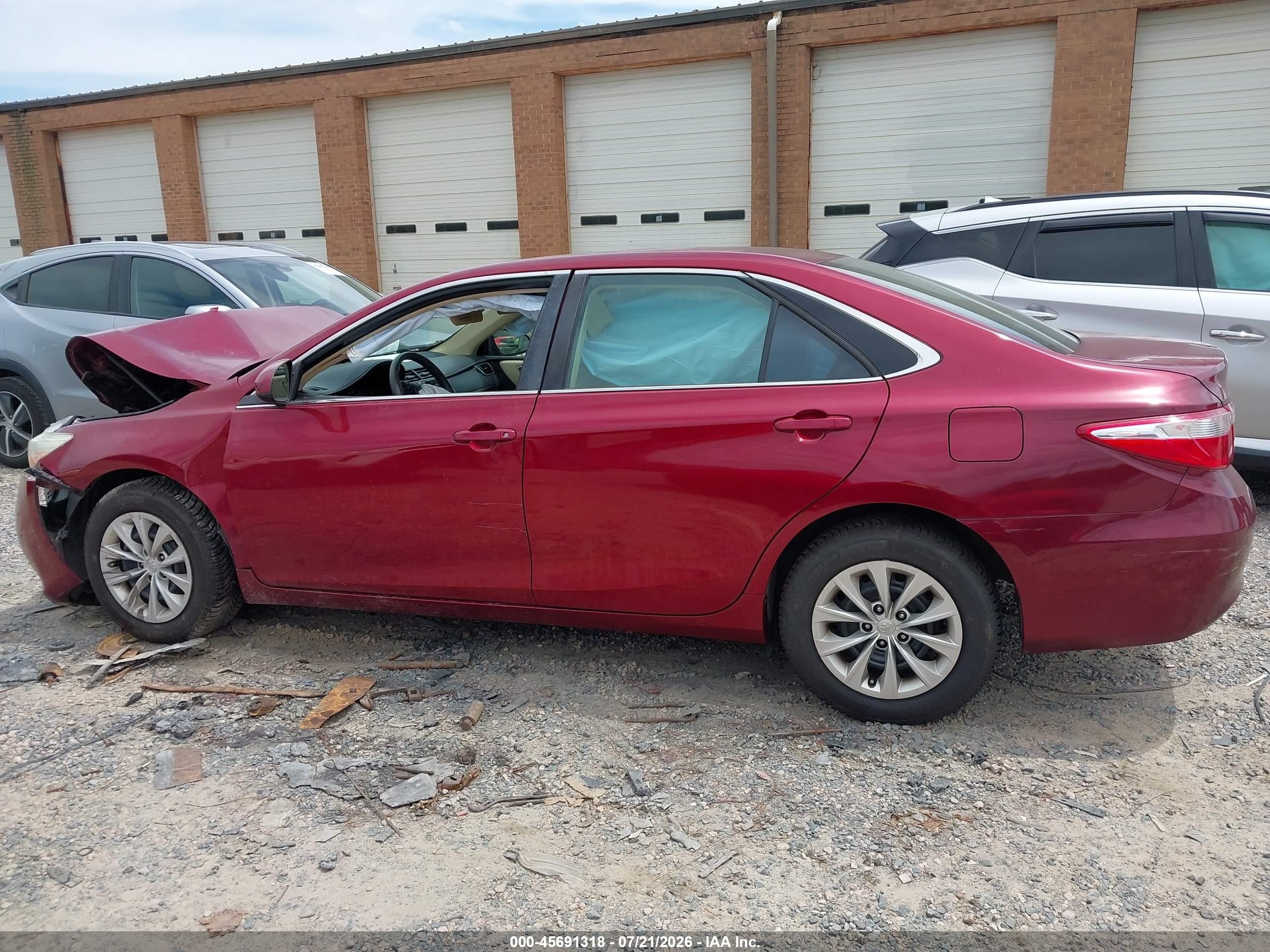 2015 Toyota Camry Le Red vin: 4T1BF1FK3FU903276
