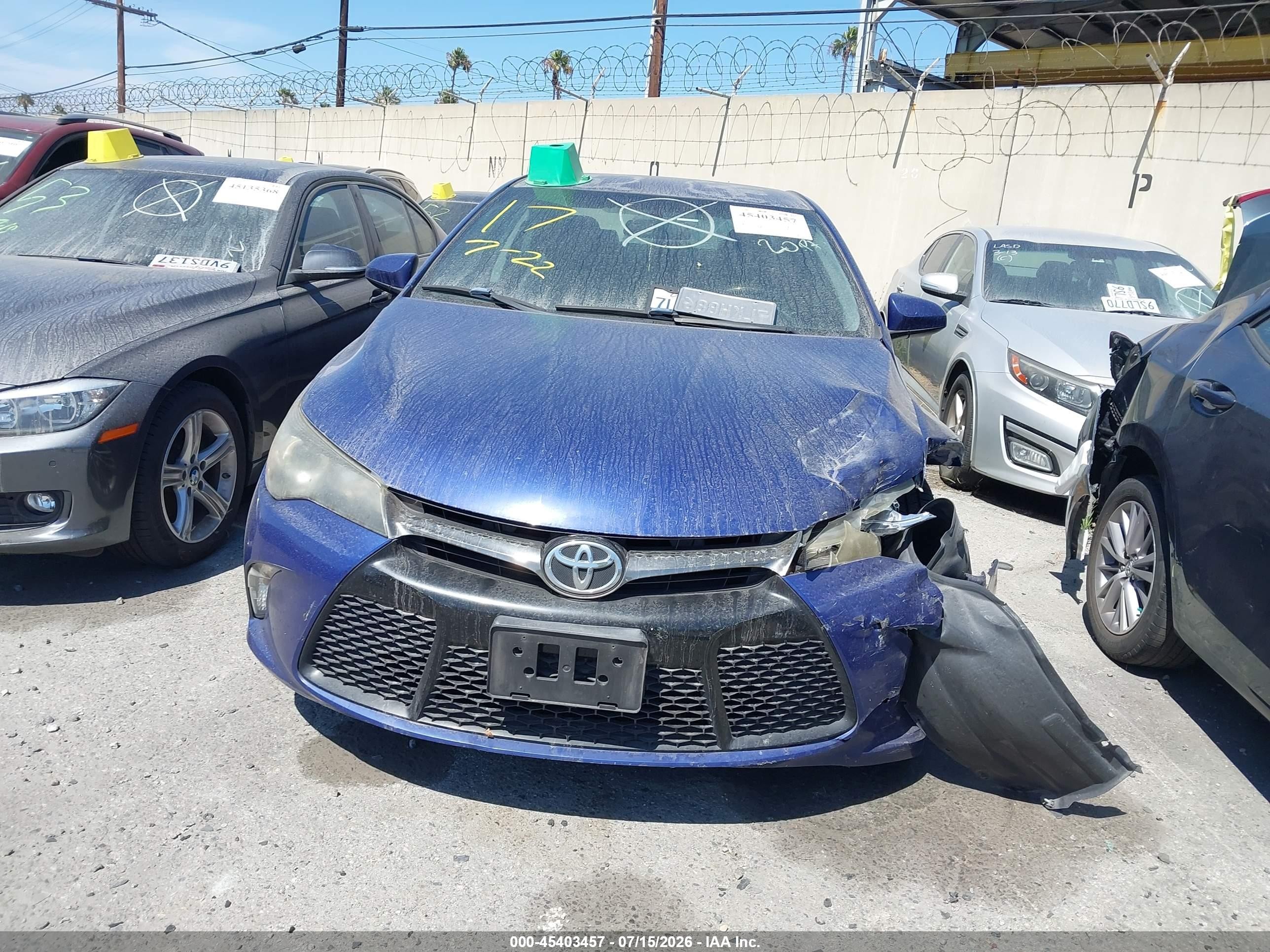 2015 Toyota Camry Se Blue vin: 4T1BF1FK3FU904556