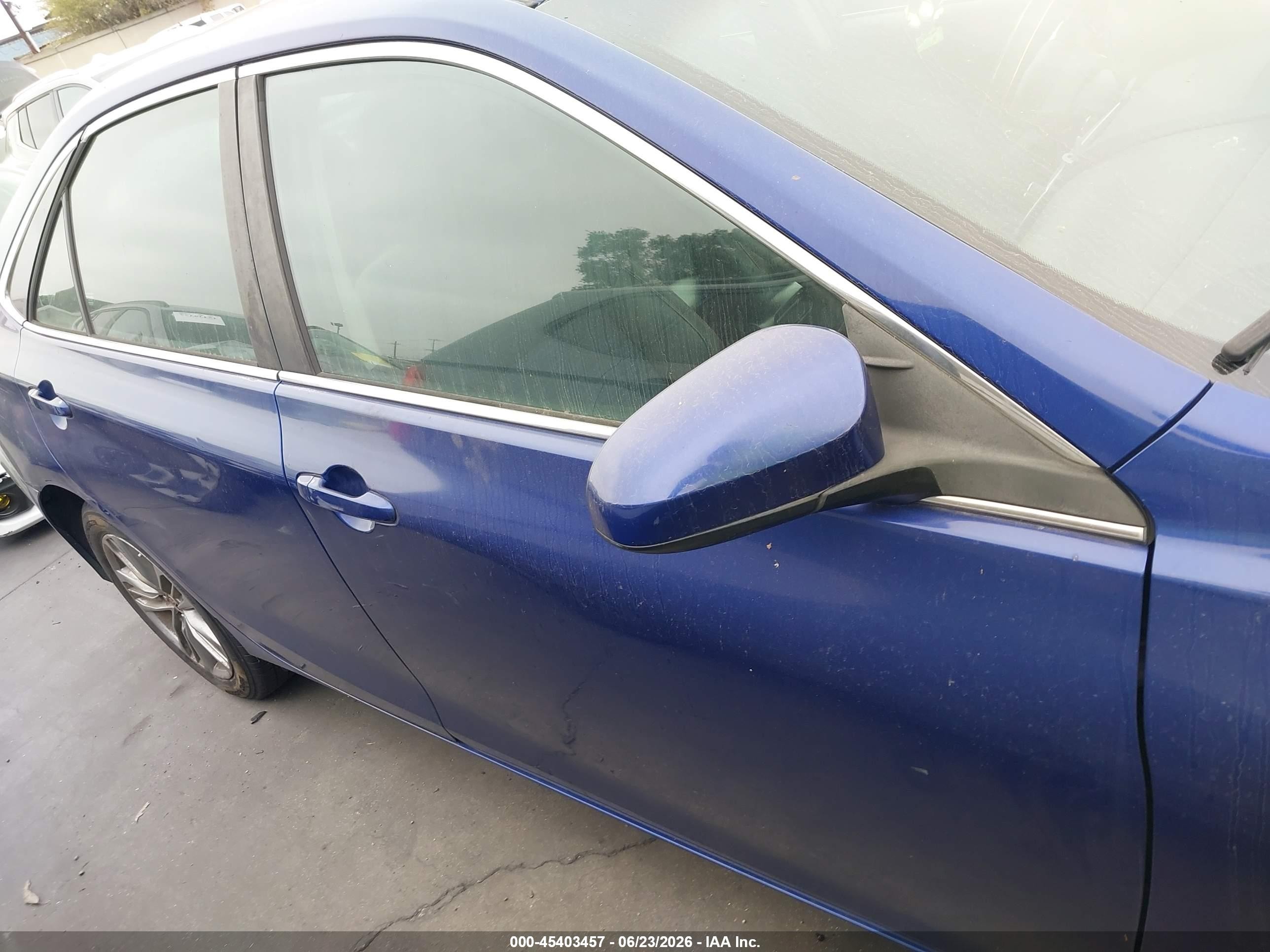 2015 Toyota Camry Se Blue vin: 4T1BF1FK3FU904556