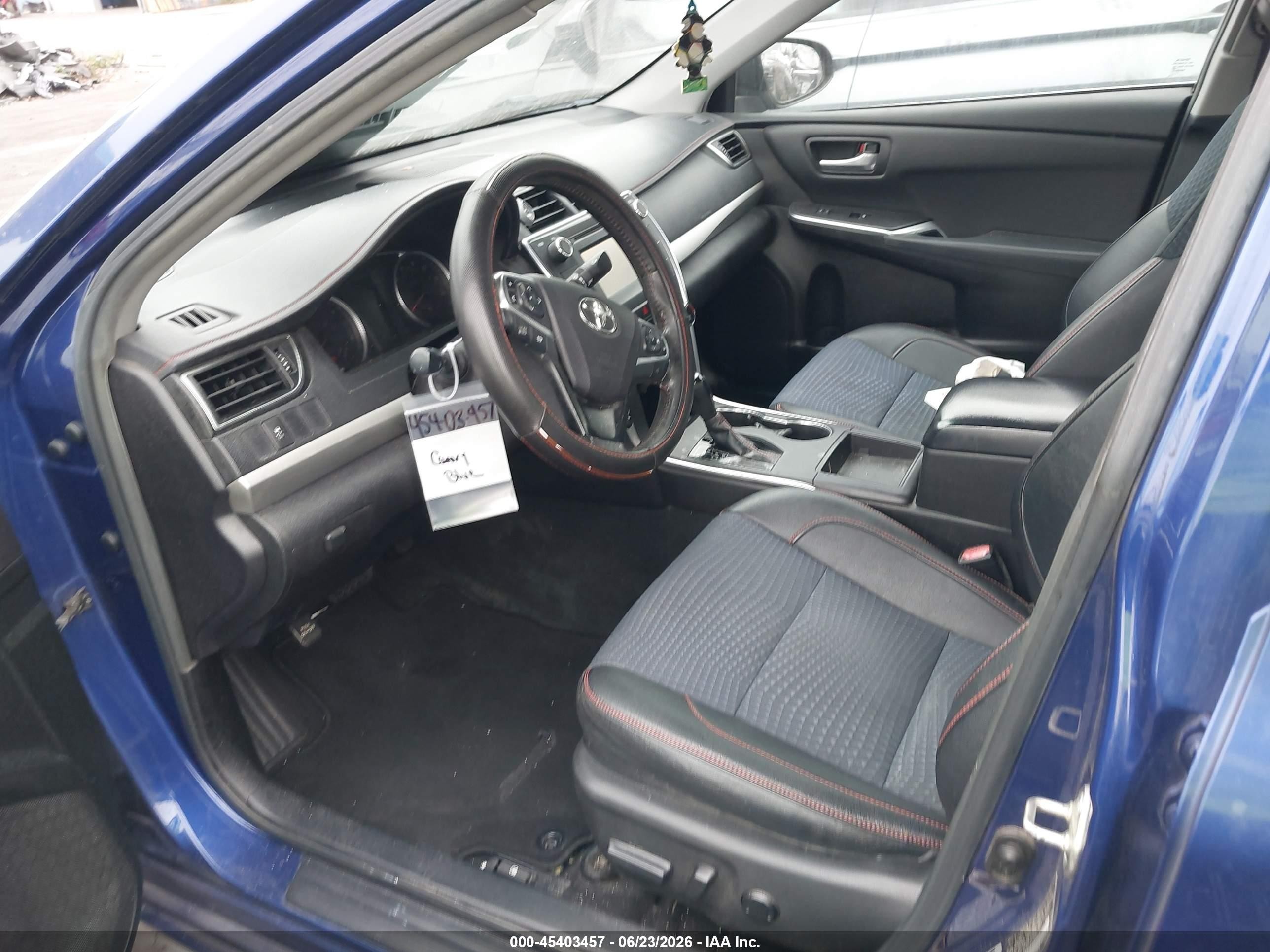 2015 Toyota Camry Se Blue vin: 4T1BF1FK3FU904556