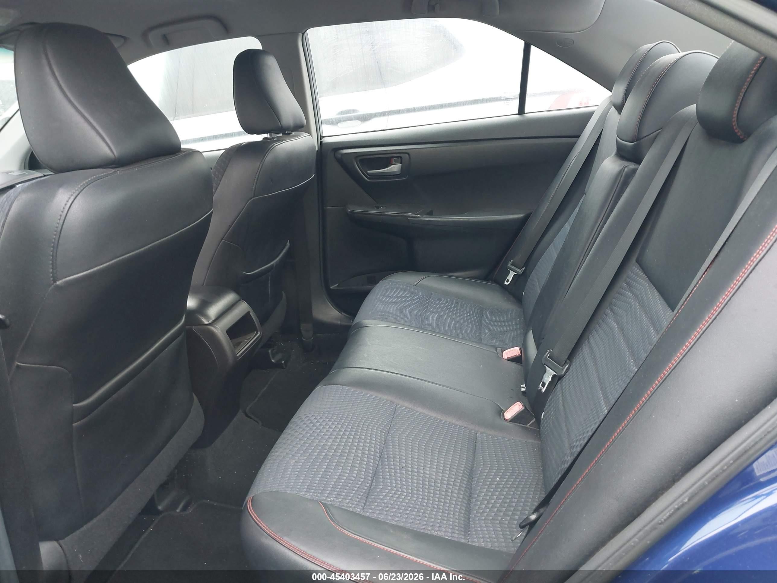 2015 Toyota Camry Se Blue vin: 4T1BF1FK3FU904556
