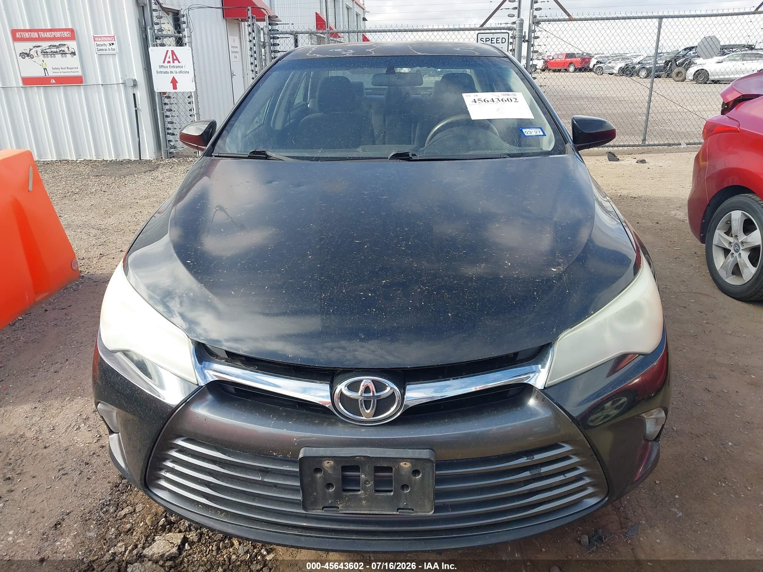2015 Toyota Camry Le Black vin: 4T1BF1FK3FU913421