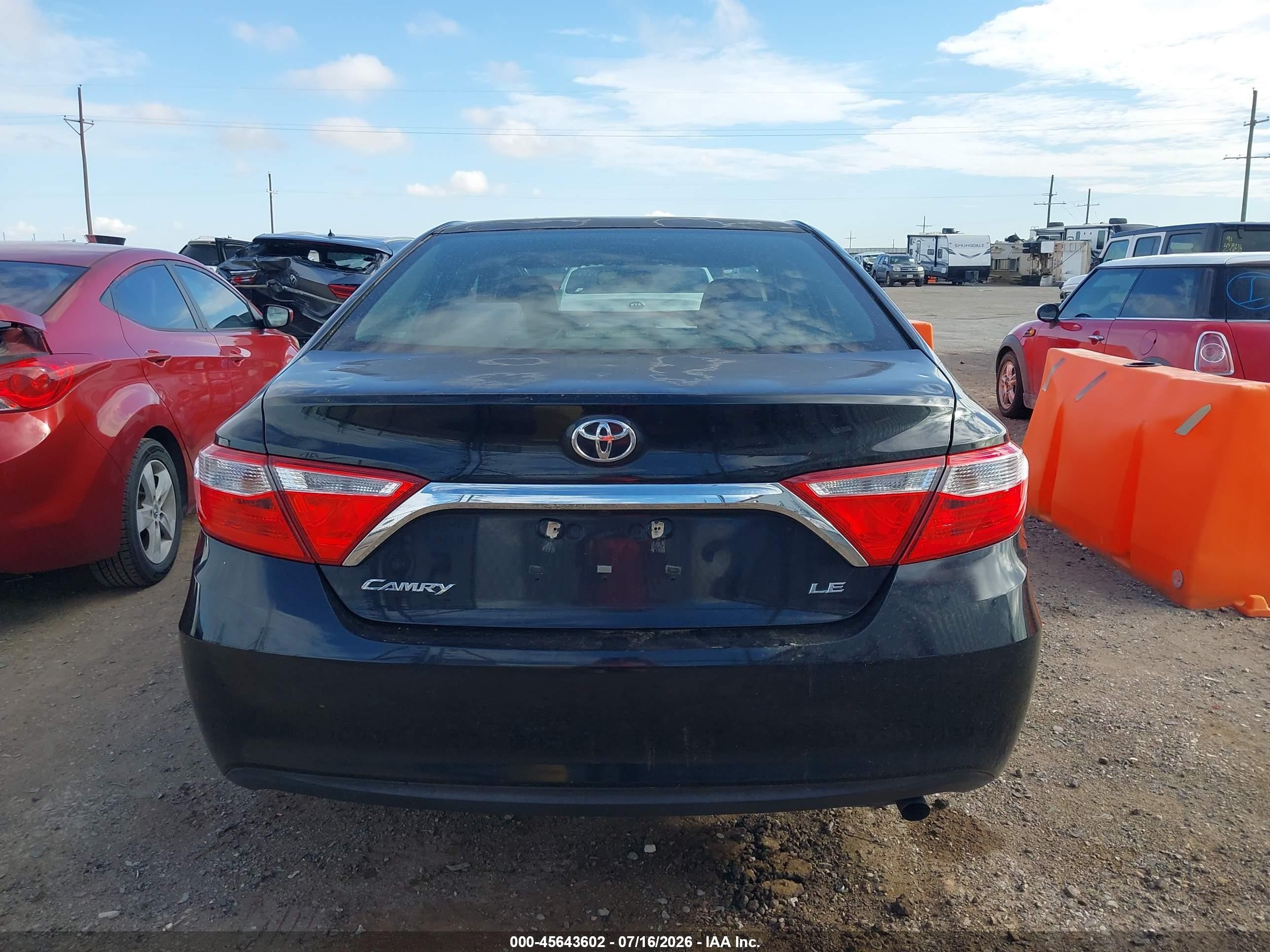 2015 Toyota Camry Le Black vin: 4T1BF1FK3FU913421