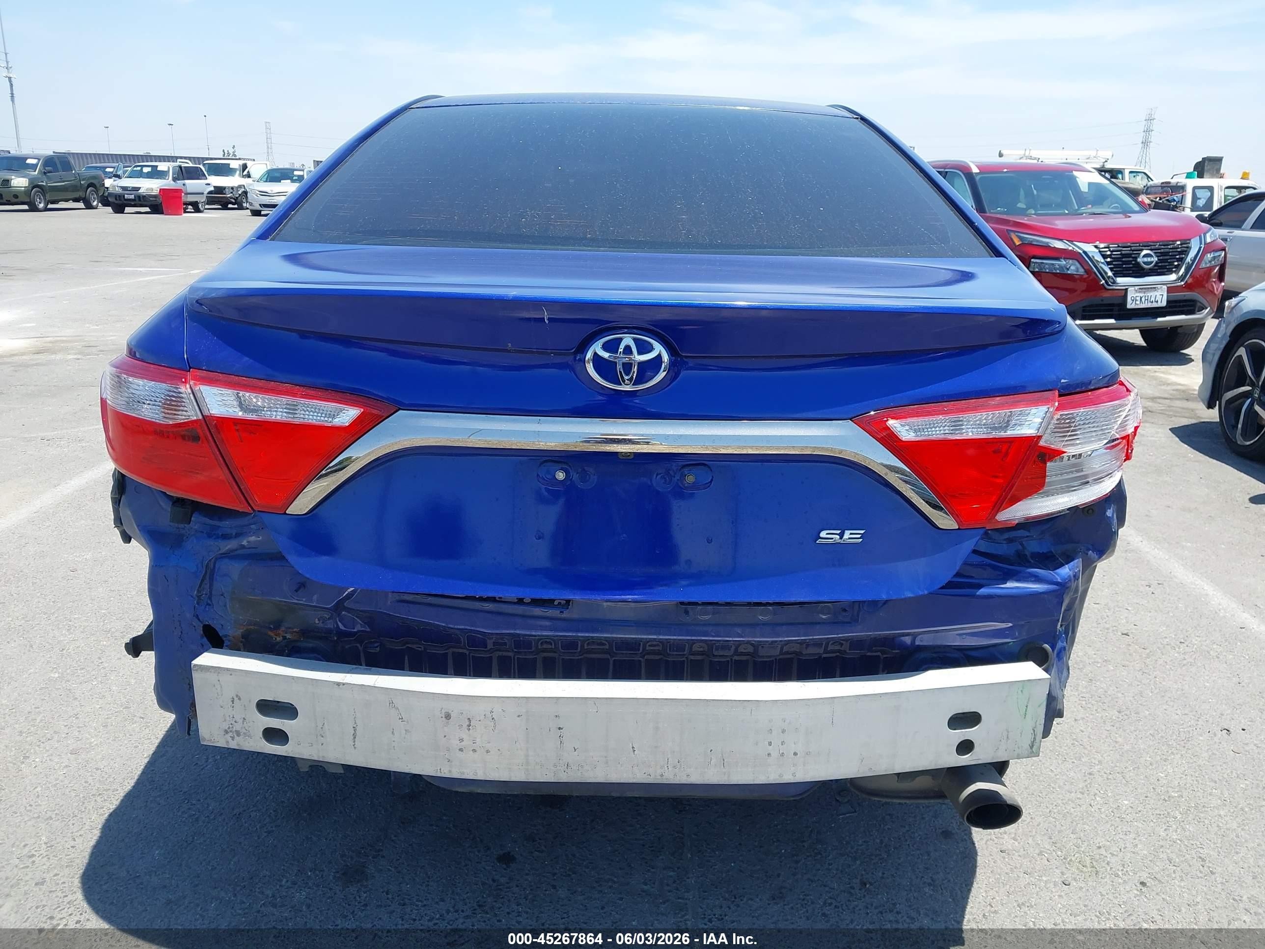 2015 Toyota Camry Se Blue vin: 4T1BF1FK3FU917033