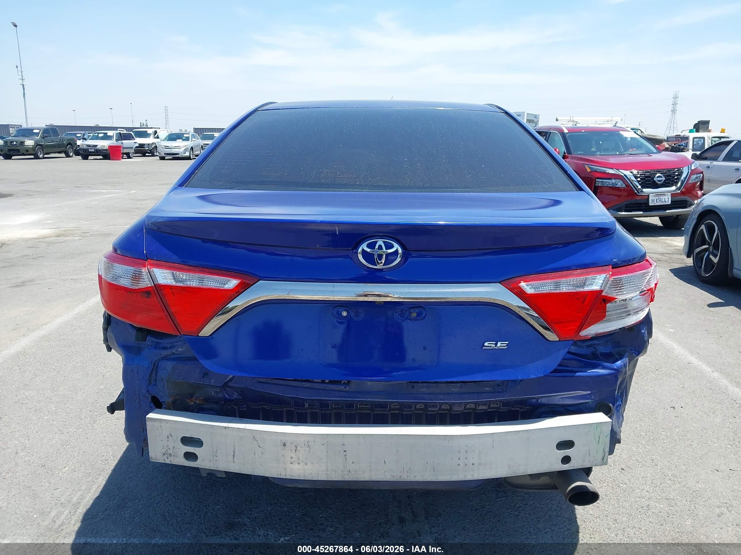 2015 Toyota Camry Se Blue vin: 4T1BF1FK3FU917033