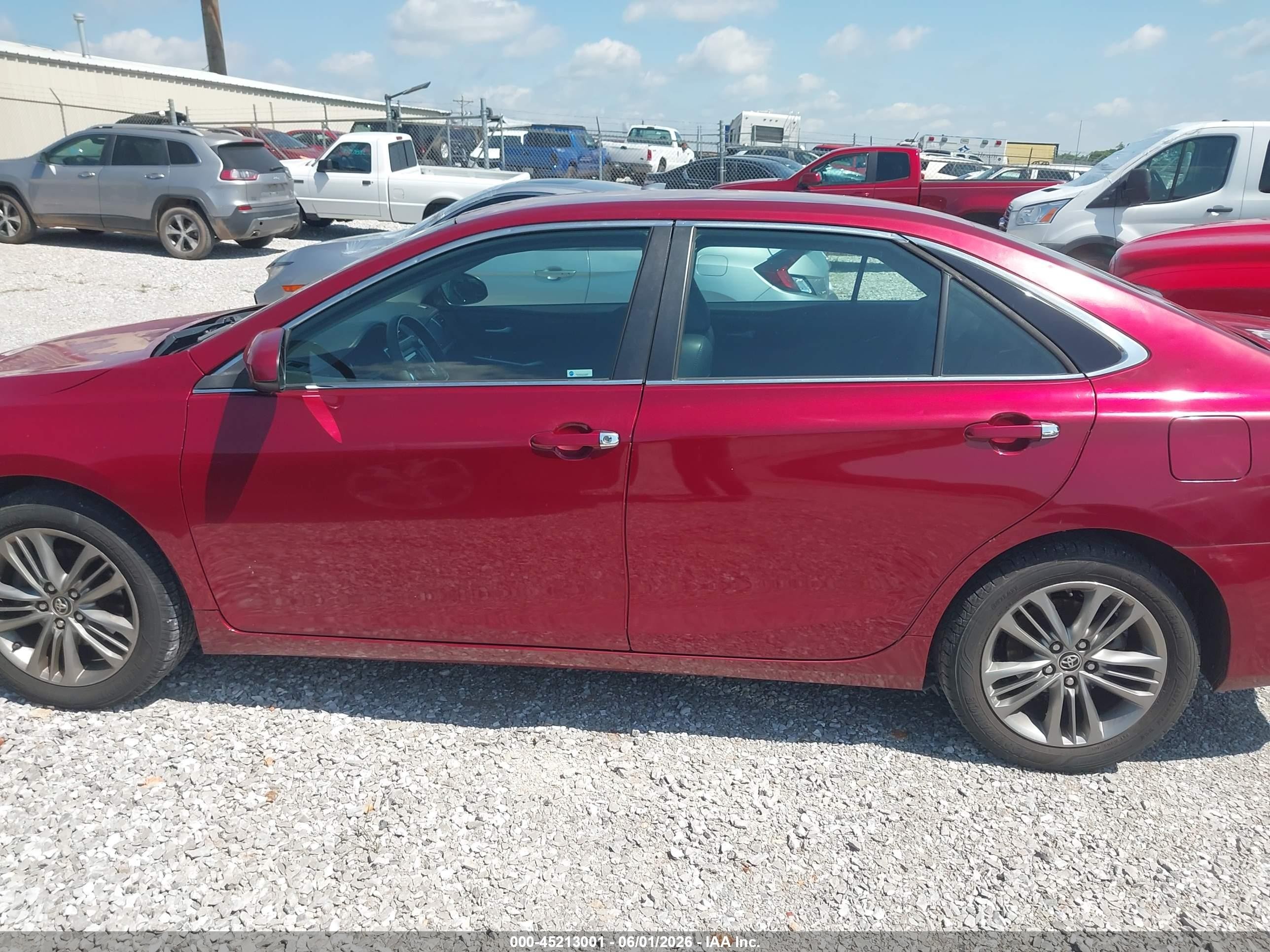 2015 Toyota Camry Se Red vin: 4T1BF1FK3FU923575