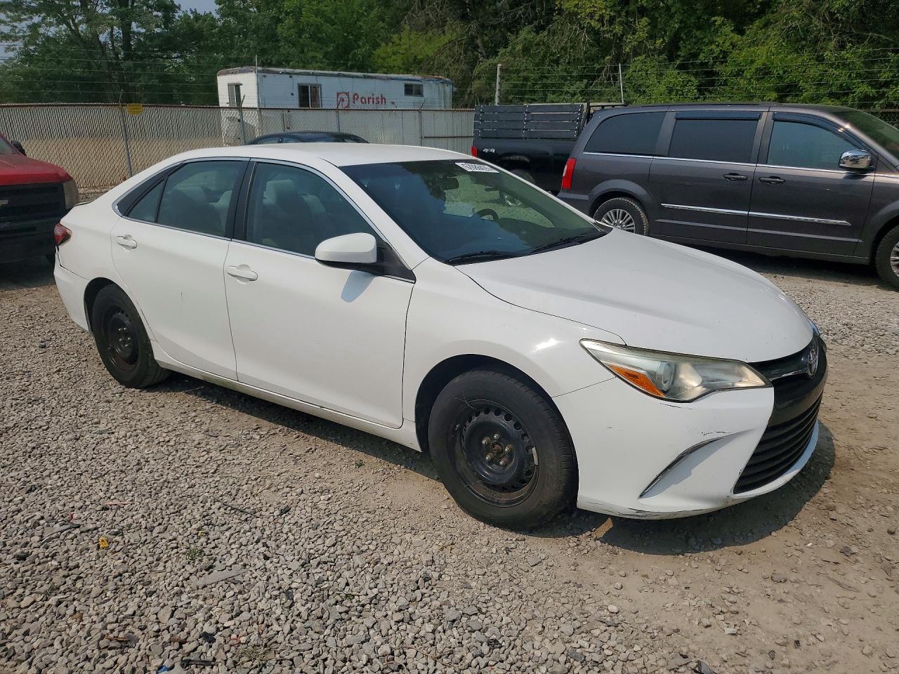 2015 Toyota Camry Le Белый vin: 4T1BF1FK3FU926430