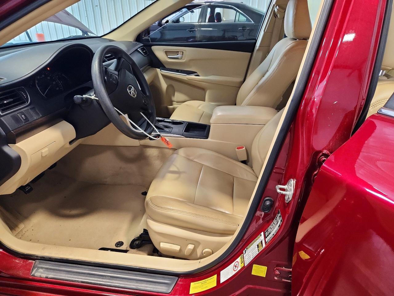 2015 Toyota Camry Le Burgundy vin: 4T1BF1FK3FU927027