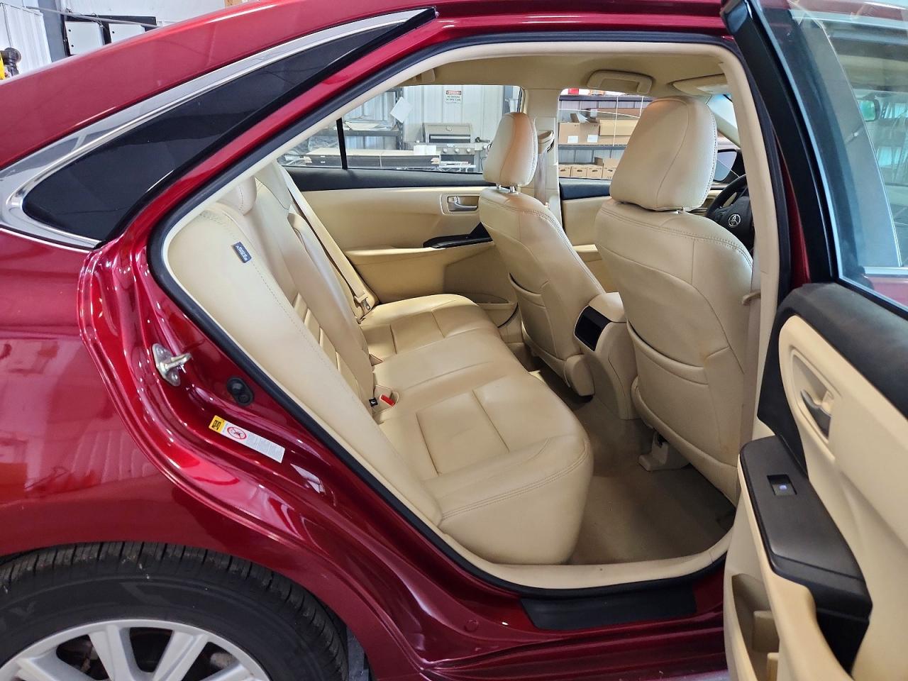 2015 Toyota Camry Le Burgundy vin: 4T1BF1FK3FU927027
