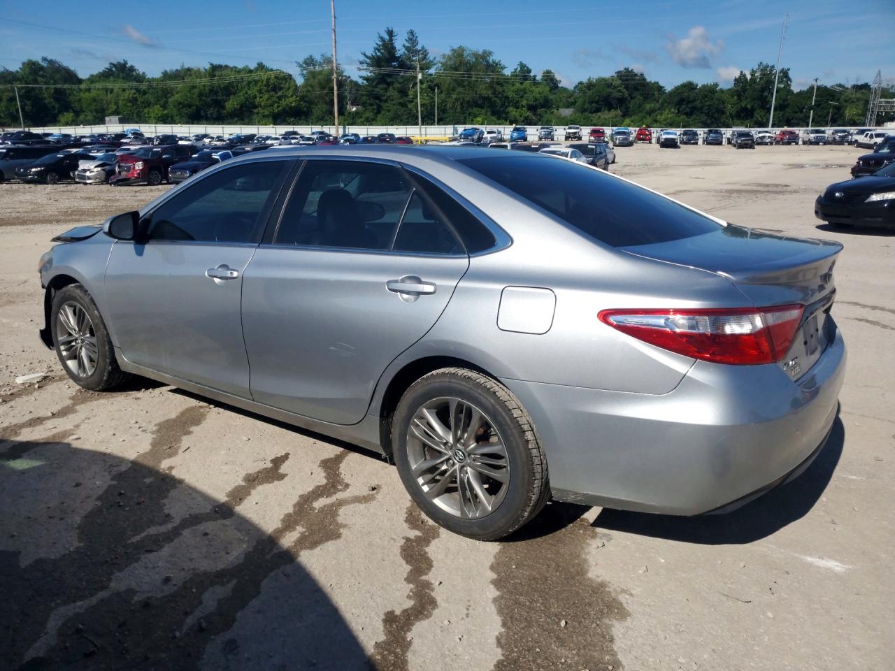 2015 Toyota Camry Se Silver vin: 4T1BF1FK3FU942529