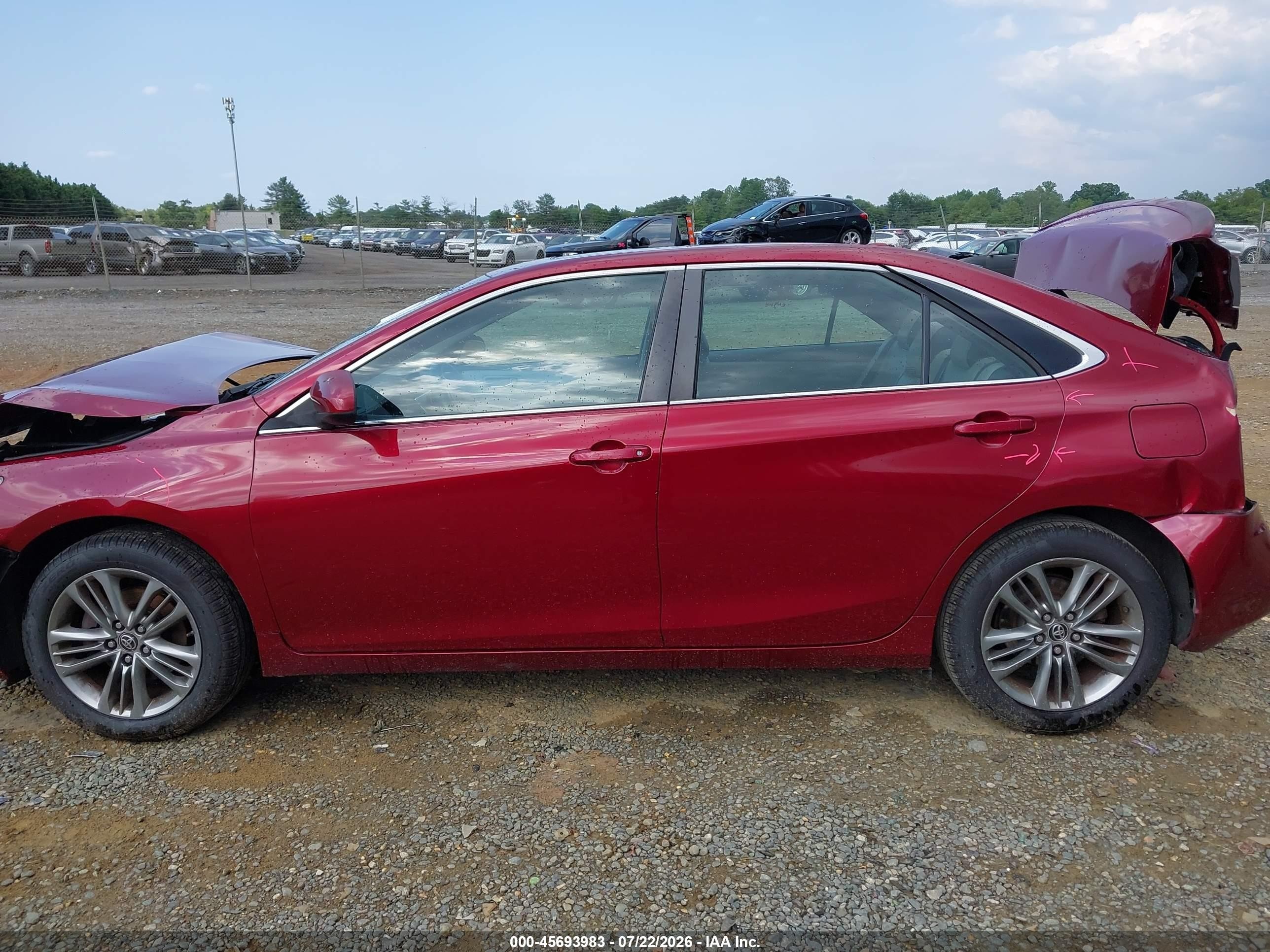 2015 Toyota Camry Se Red vin: 4T1BF1FK3FU945141