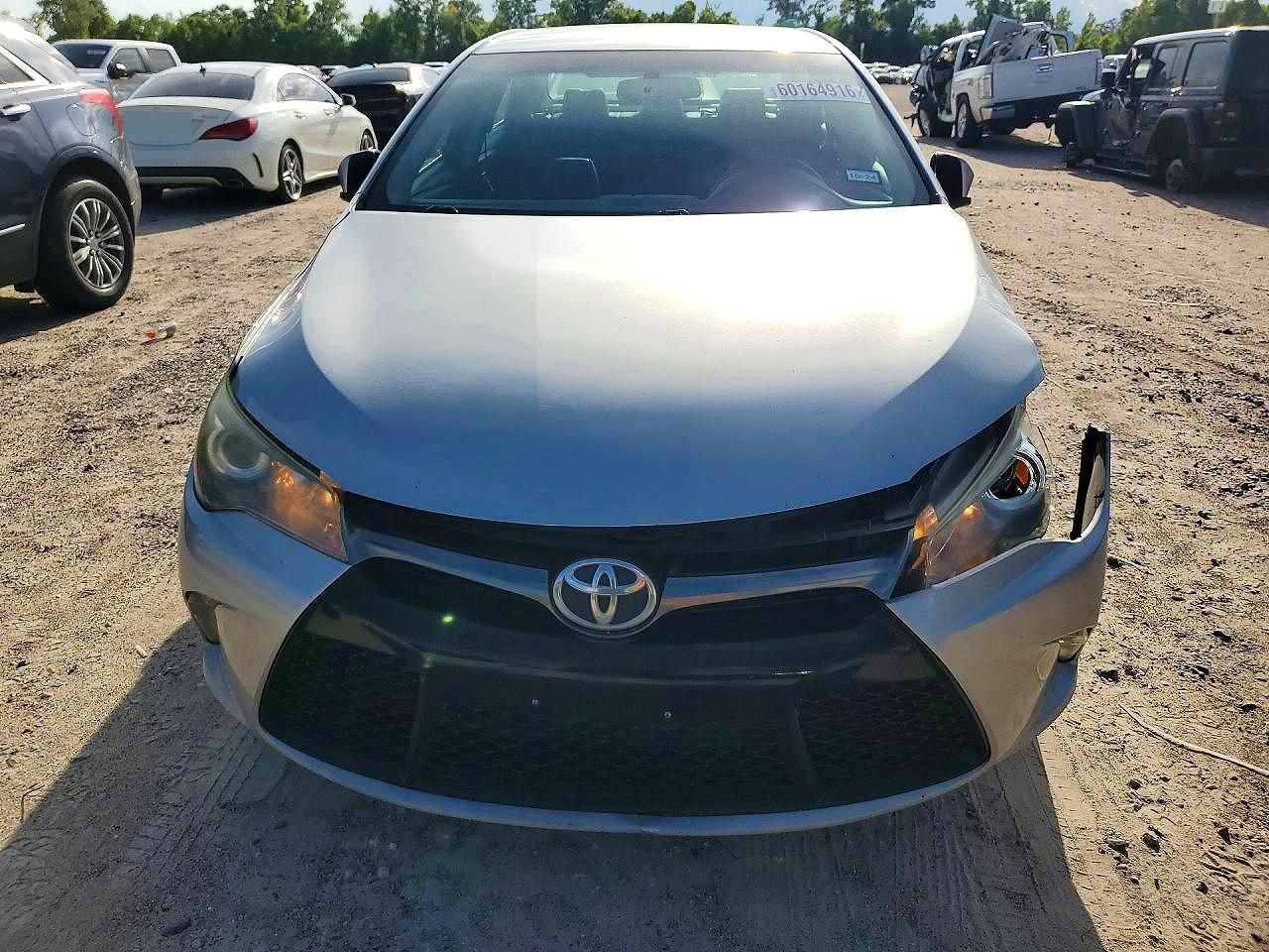 2015 Toyota Camry Se Silver vin: 4T1BF1FK3FU957662