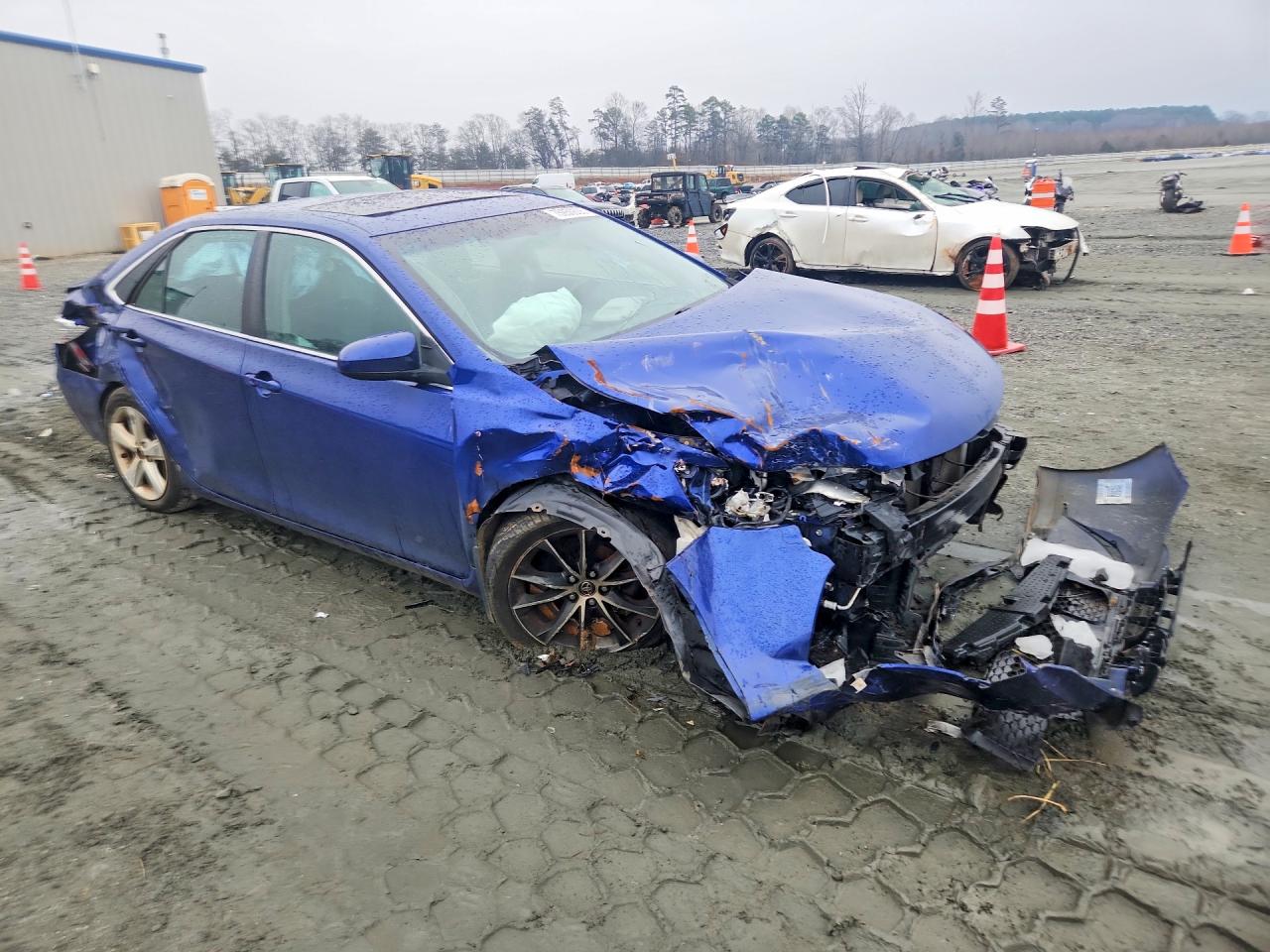 2015 Toyota Camry Xse Blue vin: 4T1BF1FK3FU964286
