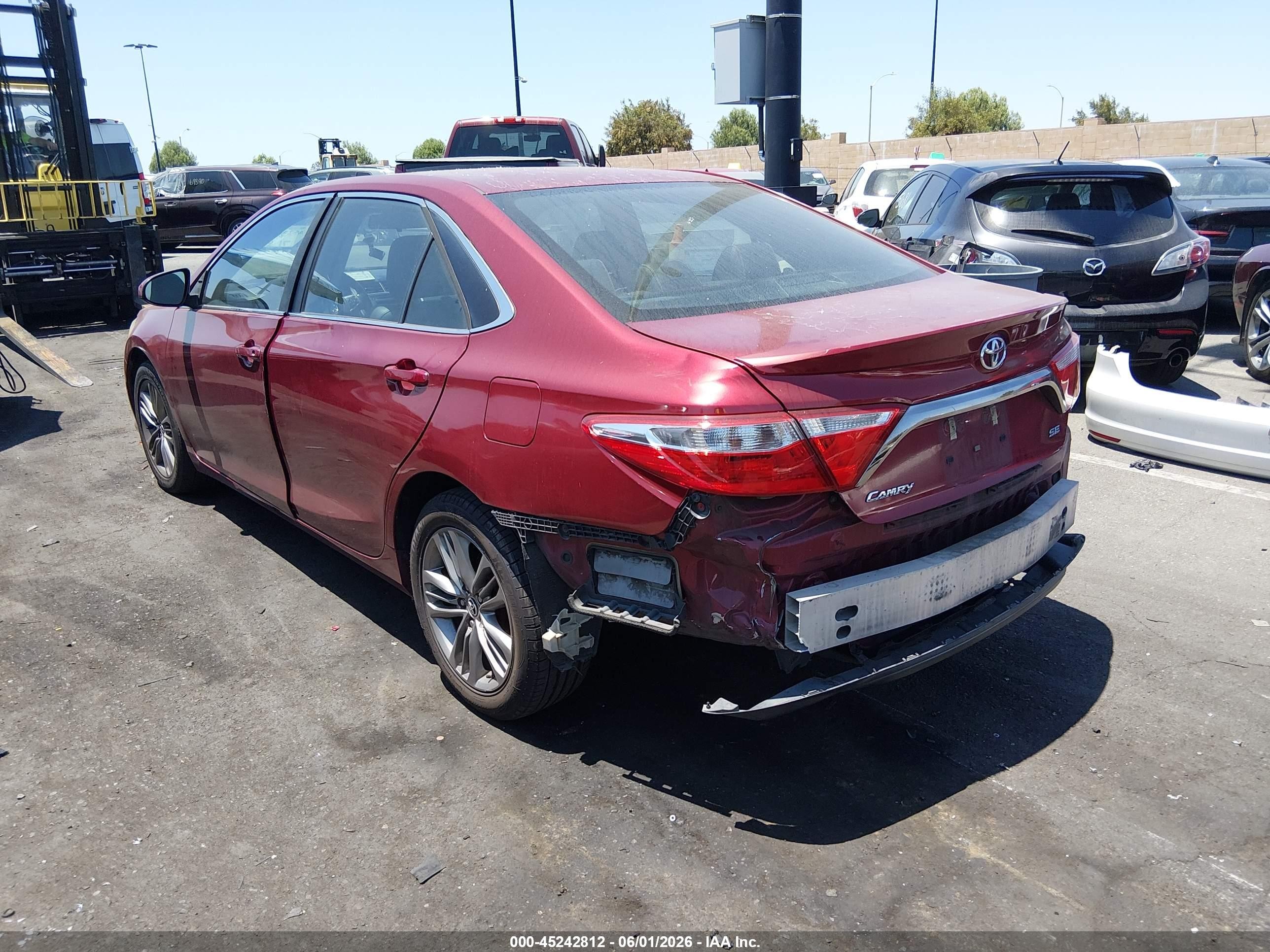 2015 Toyota Camry Se Burgundy vin: 4T1BF1FK3FU974462