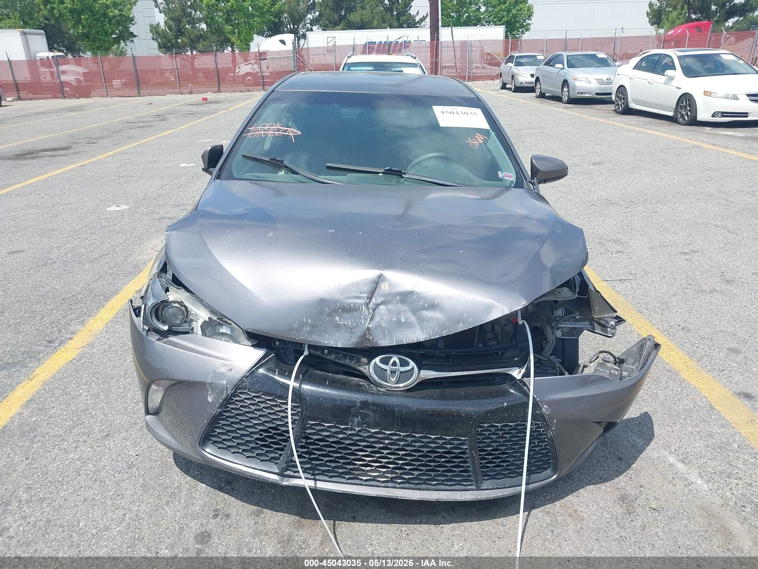 2015 Toyota Camry Se Gray vin: 4T1BF1FK3FU979936