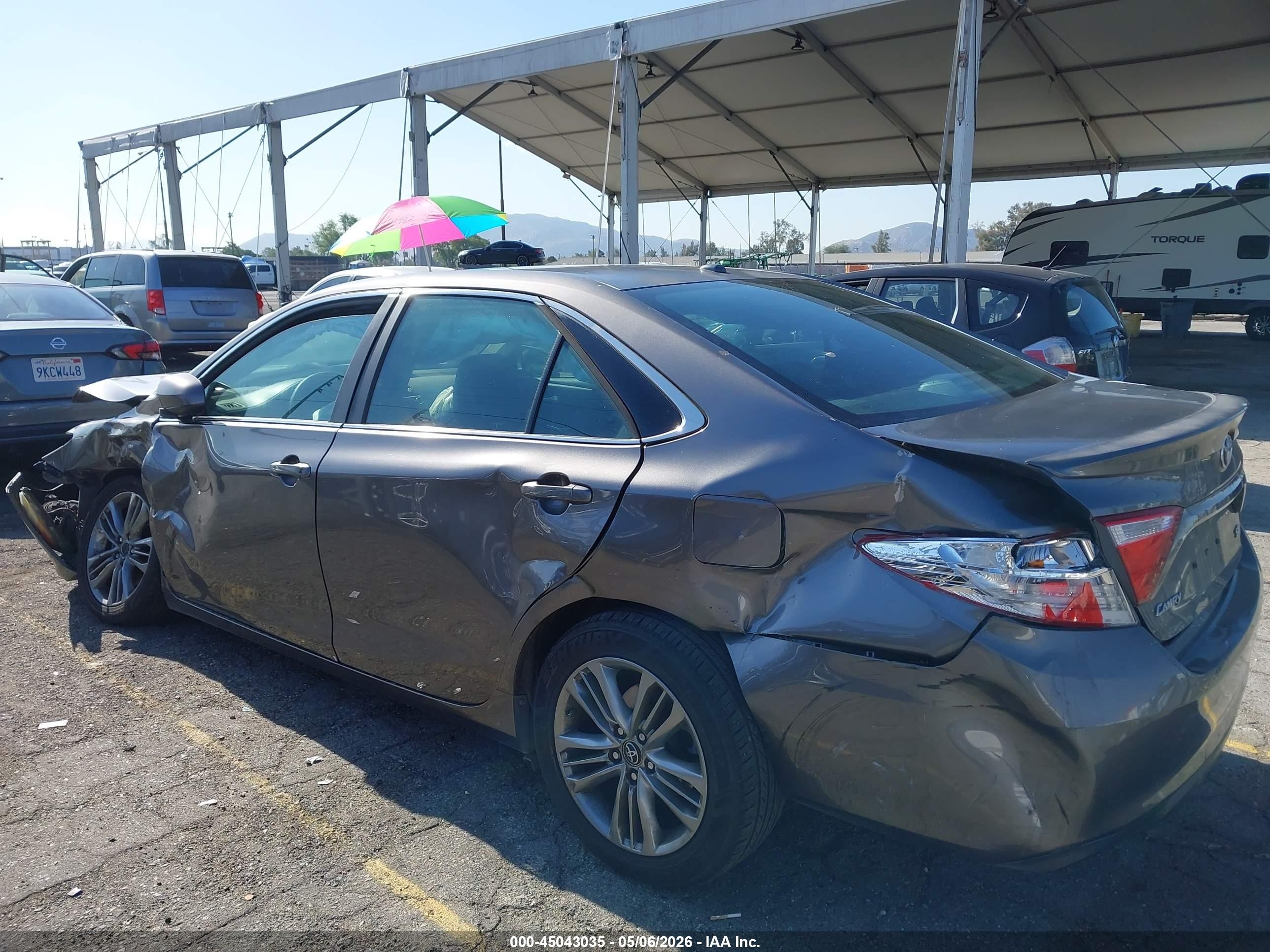 2015 Toyota Camry Se Gray vin: 4T1BF1FK3FU979936