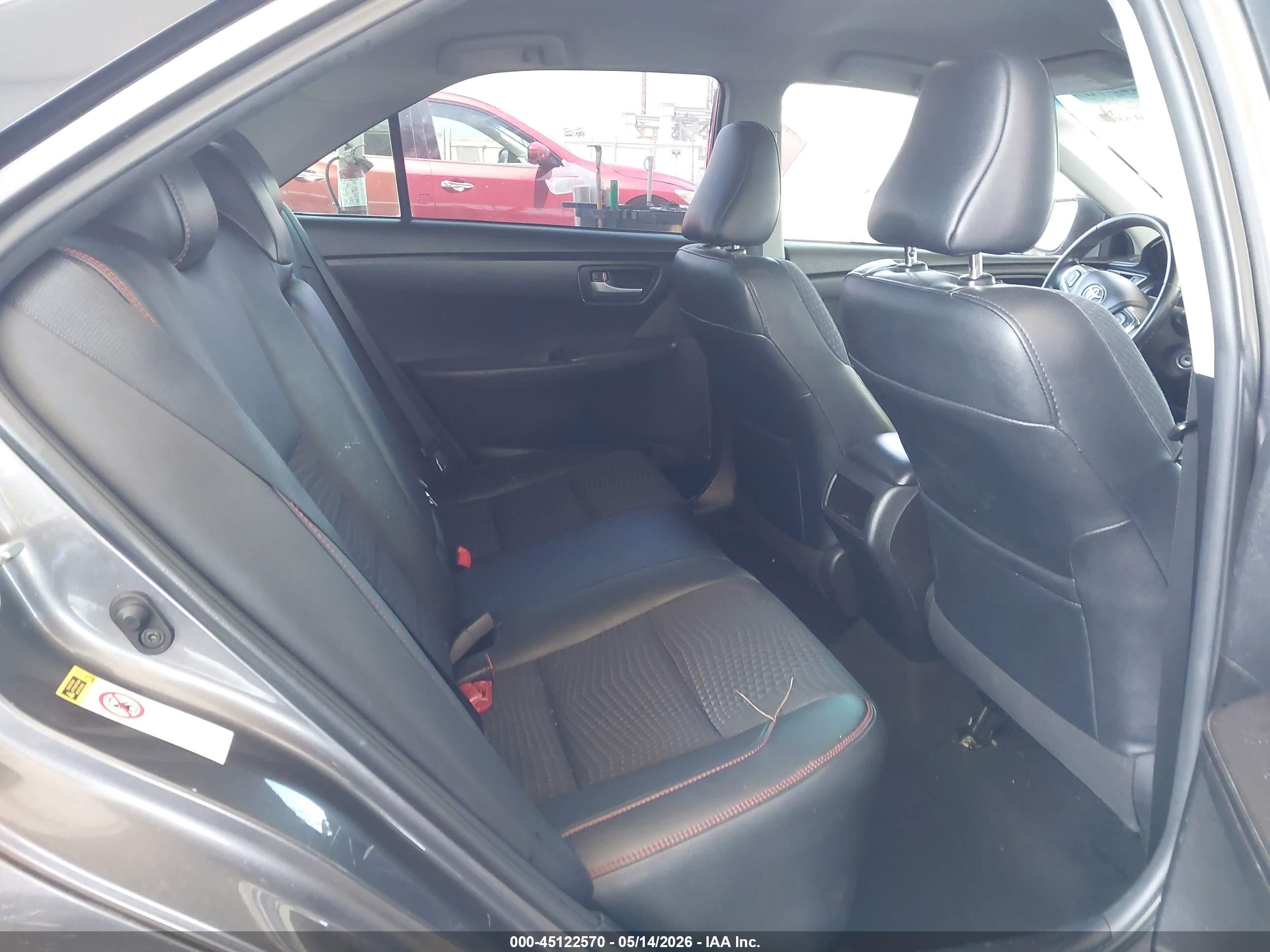 2015 Toyota Camry Se Brown vin: 4T1BF1FK3FU983825