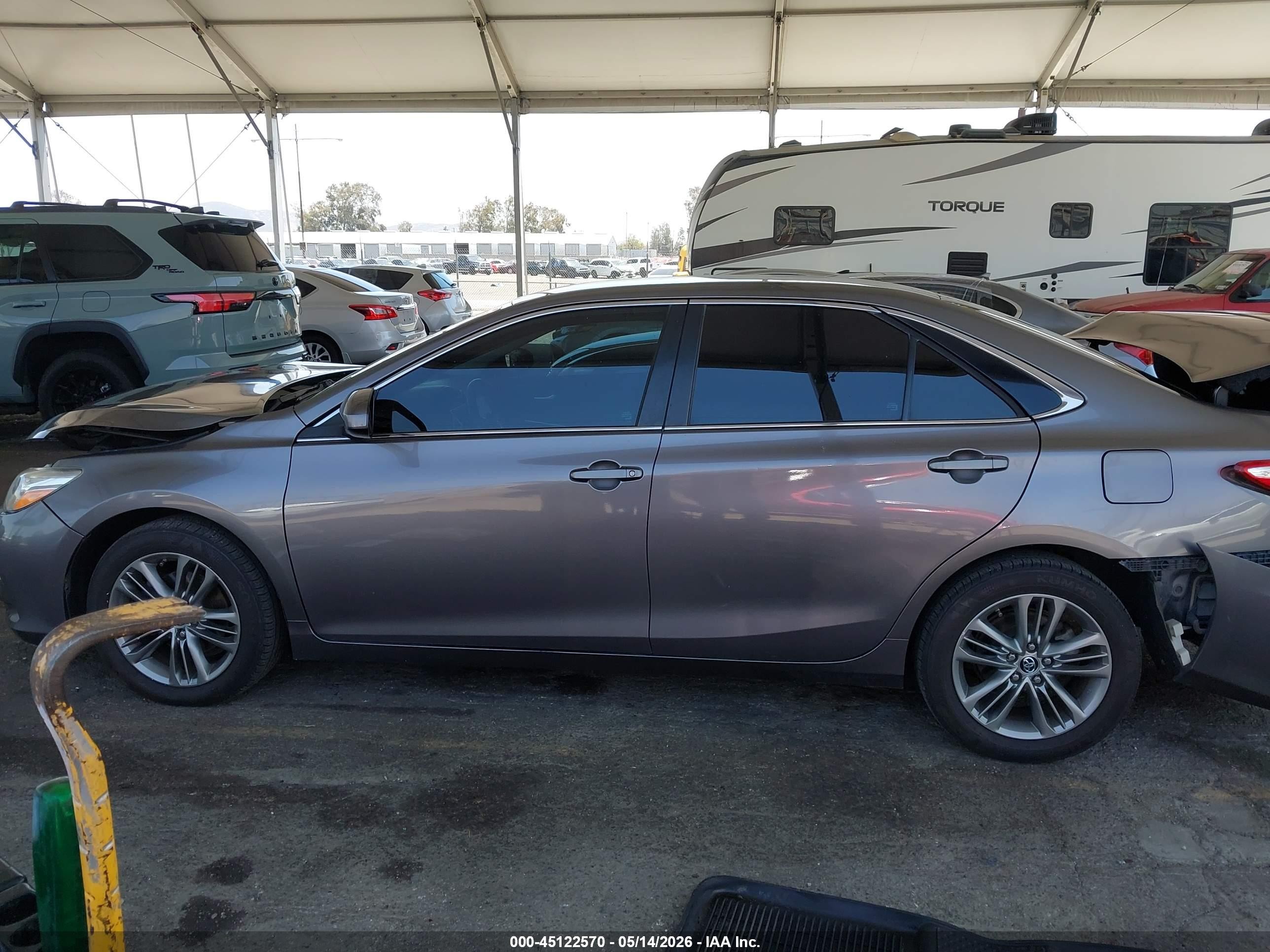 2015 Toyota Camry Se Brown vin: 4T1BF1FK3FU983825