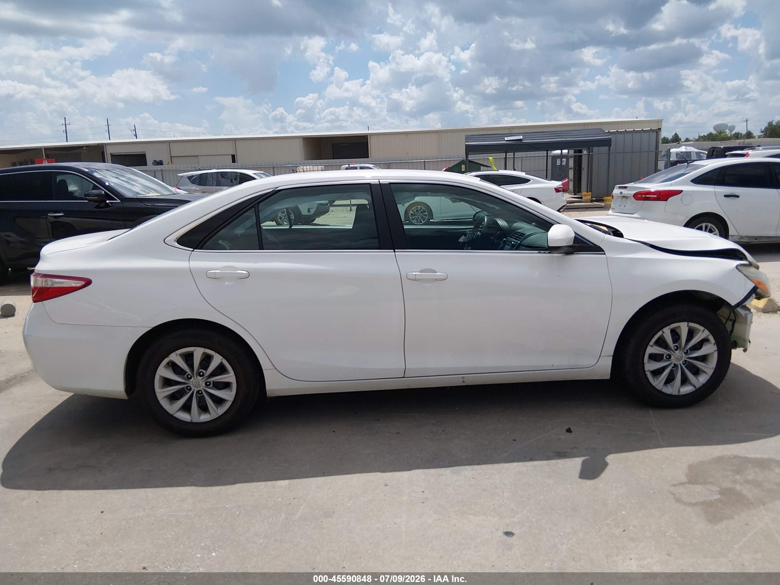 2015 Toyota Camry Le Белый vin: 4T1BF1FK3FU987146